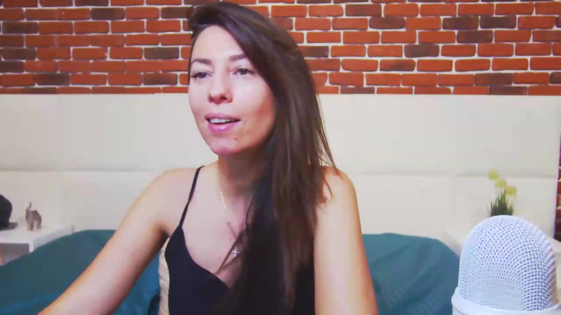 Gallery image thumbnail from PoxyVibe's myfreecams stream on, 07/21/2026, 15:00 image 17 of 20