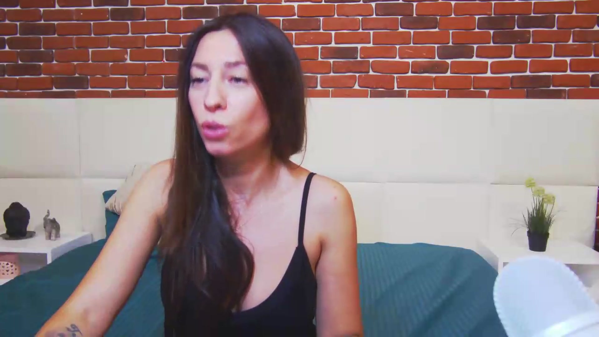 Gallery image thumbnail from PoxyVibe's myfreecams stream on, 07/21/2026, 19:20 image 9 of 20