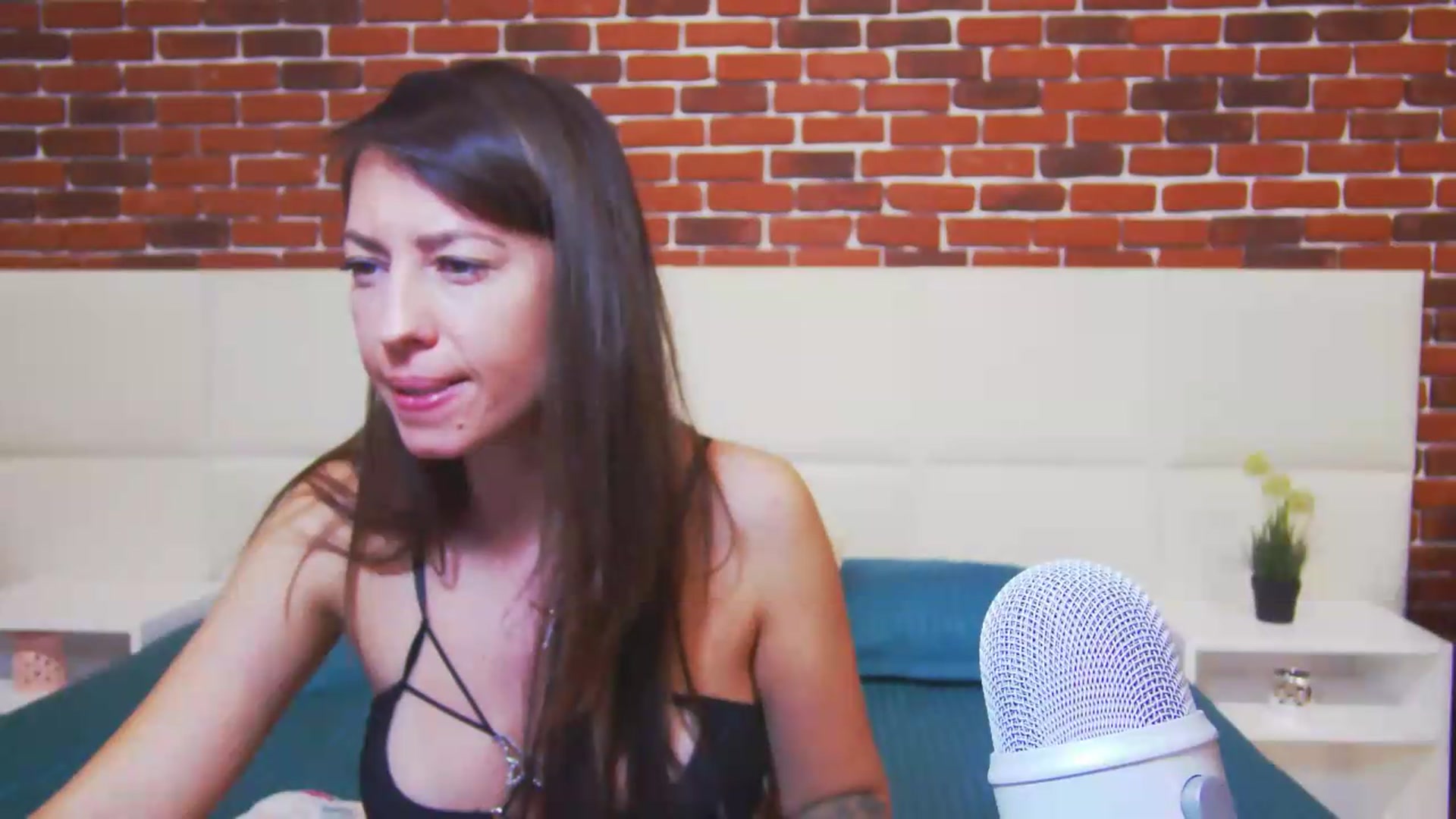 Gallery image thumbnail from PoxyVibe's myfreecams stream on, 07/22/2026, 15:17 image 11 of 20