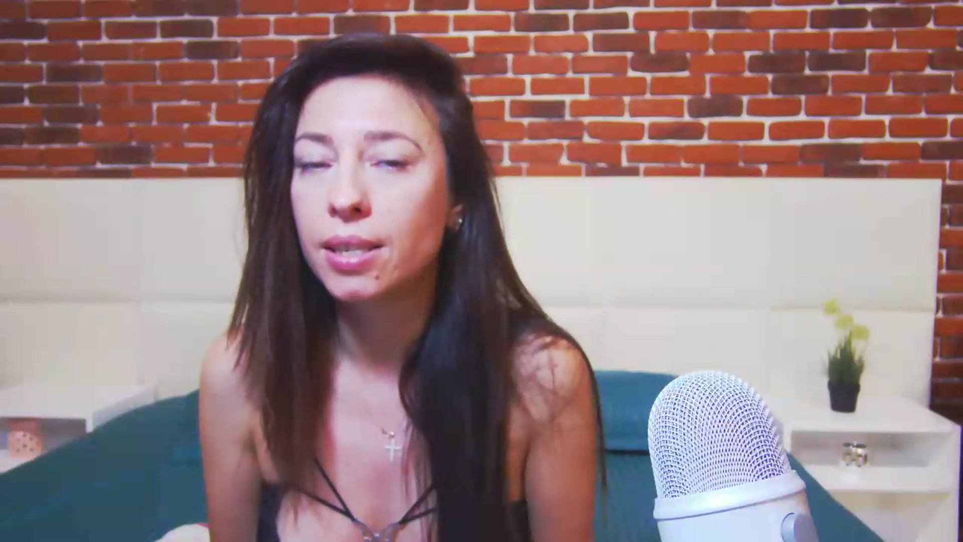 Gallery image thumbnail from PoxyVibe's myfreecams stream on, 07/22/2026, 15:17 image 14 of 20