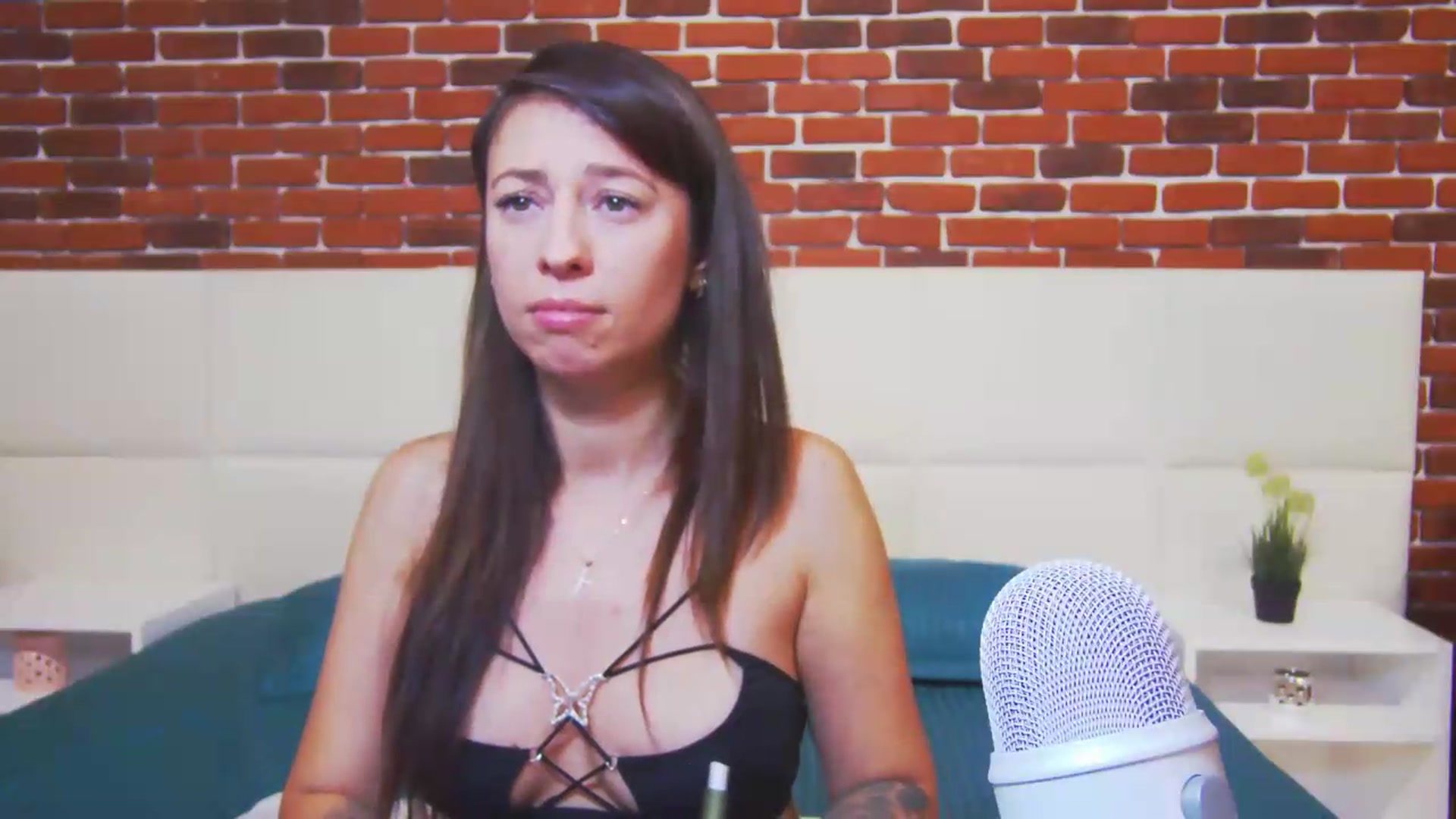 Gallery image thumbnail from PoxyVibe's myfreecams stream on, 07/22/2026, 15:17 image 9 of 20