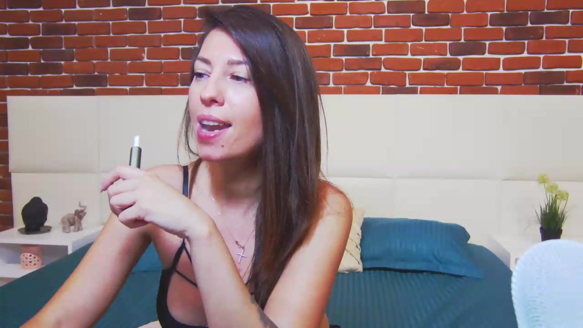 Gallery image thumbnail from PoxyVibe's myfreecams stream on, 07/22/2026, 19:21 image 14 of 20