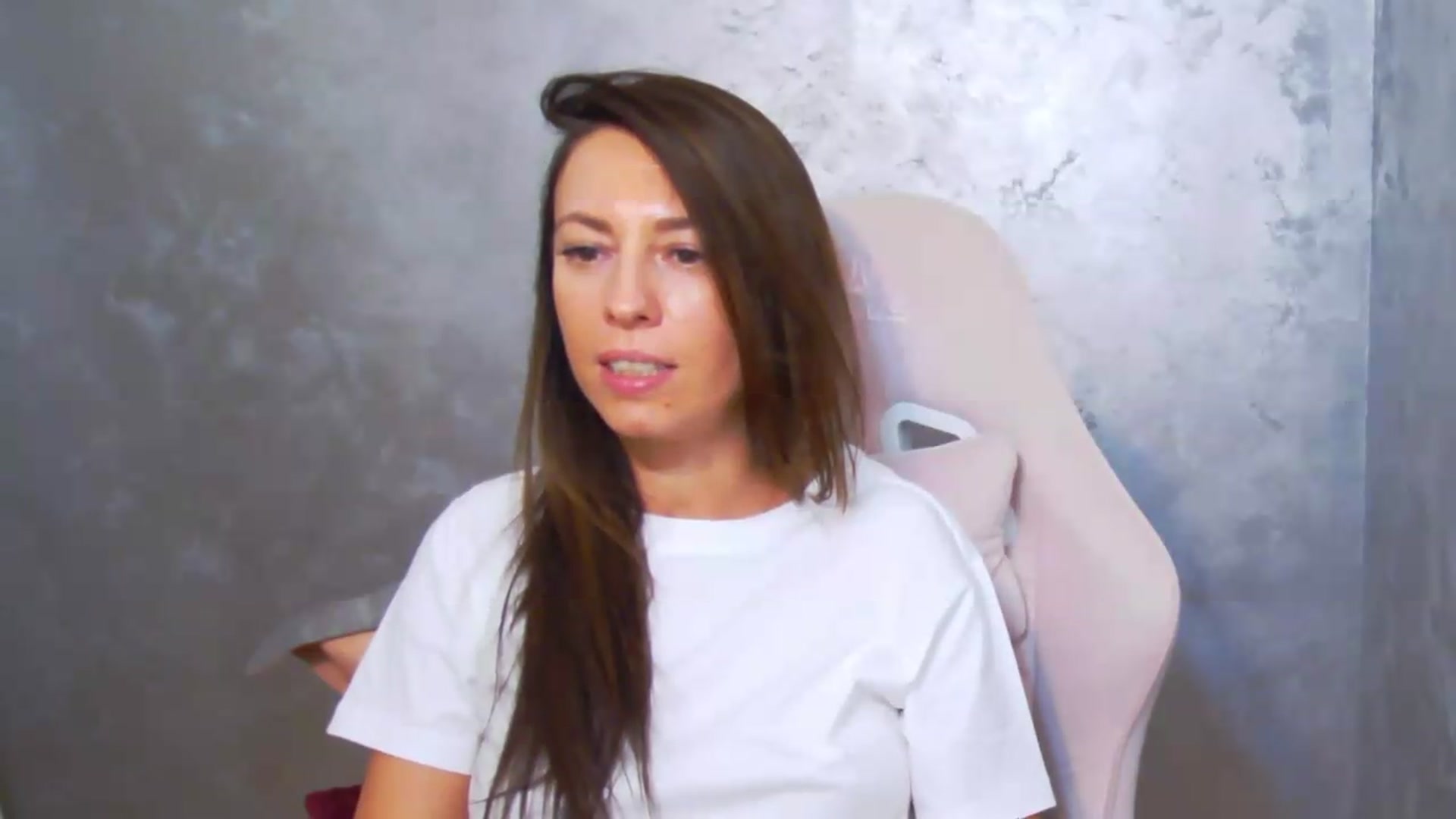 Gallery image thumbnail from PoxyVibe's myfreecams stream on, 07/28/2026, 15:23 image 14 of 20