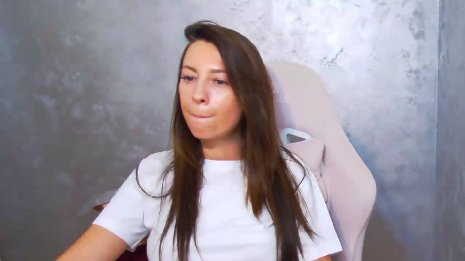 Gallery image thumbnail from PoxyVibe's myfreecams stream on, 07/28/2026, 15:23 image 12 of 20