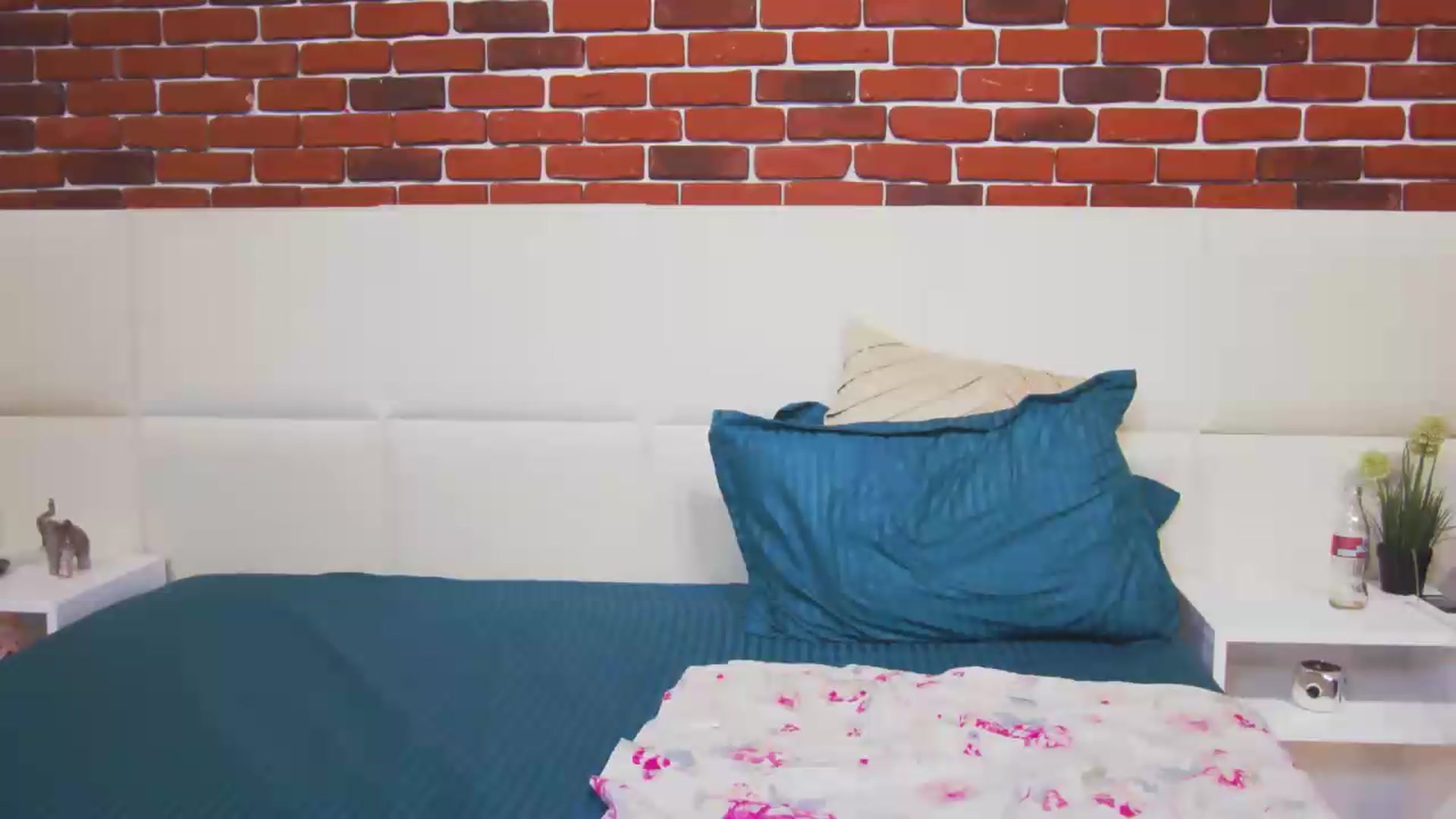 Gallery image thumbnail from PoxyVibe's myfreecams stream on, 07/31/2026, 19:11 image 2 of 20