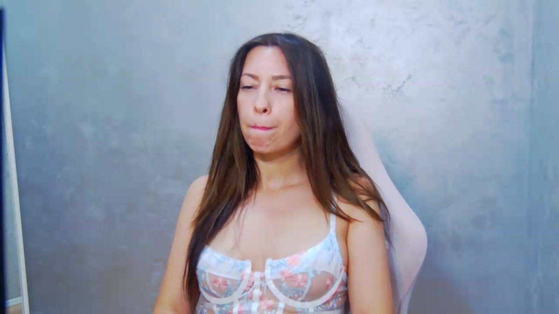 Gallery image thumbnail from PoxyVibe's myfreecams stream on, 08/06/2026, 15:12 image 13 of 20
