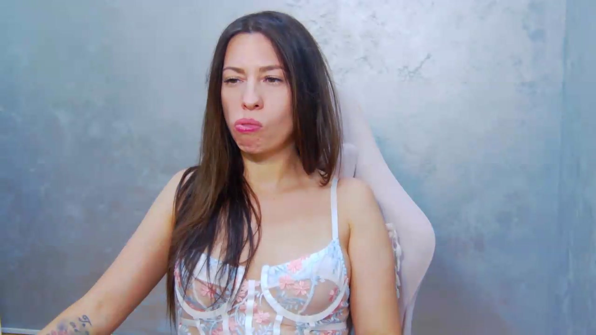 Gallery image thumbnail from PoxyVibe's myfreecams stream on, 08/06/2026, 15:12 image 11 of 20