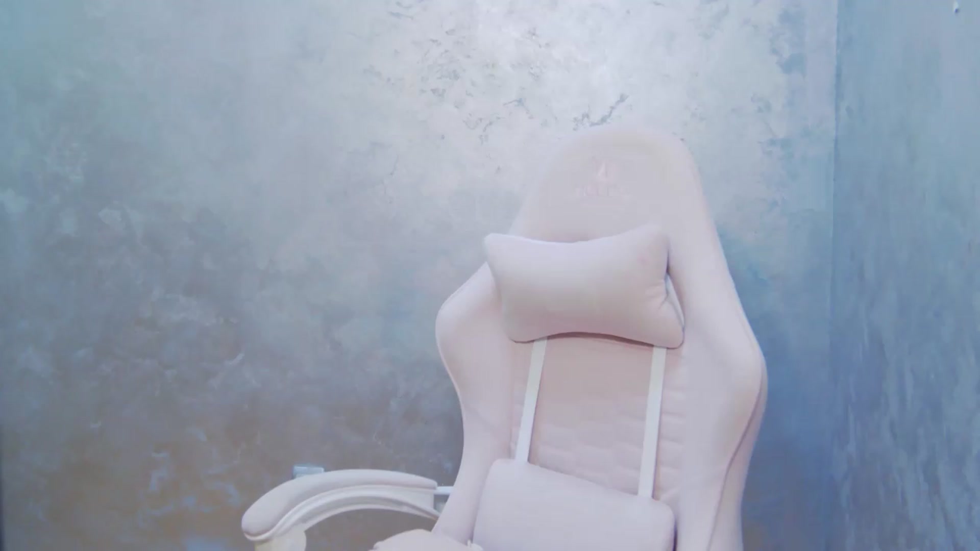 Gallery image thumbnail from PoxyVibe's myfreecams stream on, 08/07/2026, 15:13 image 6 of 20
