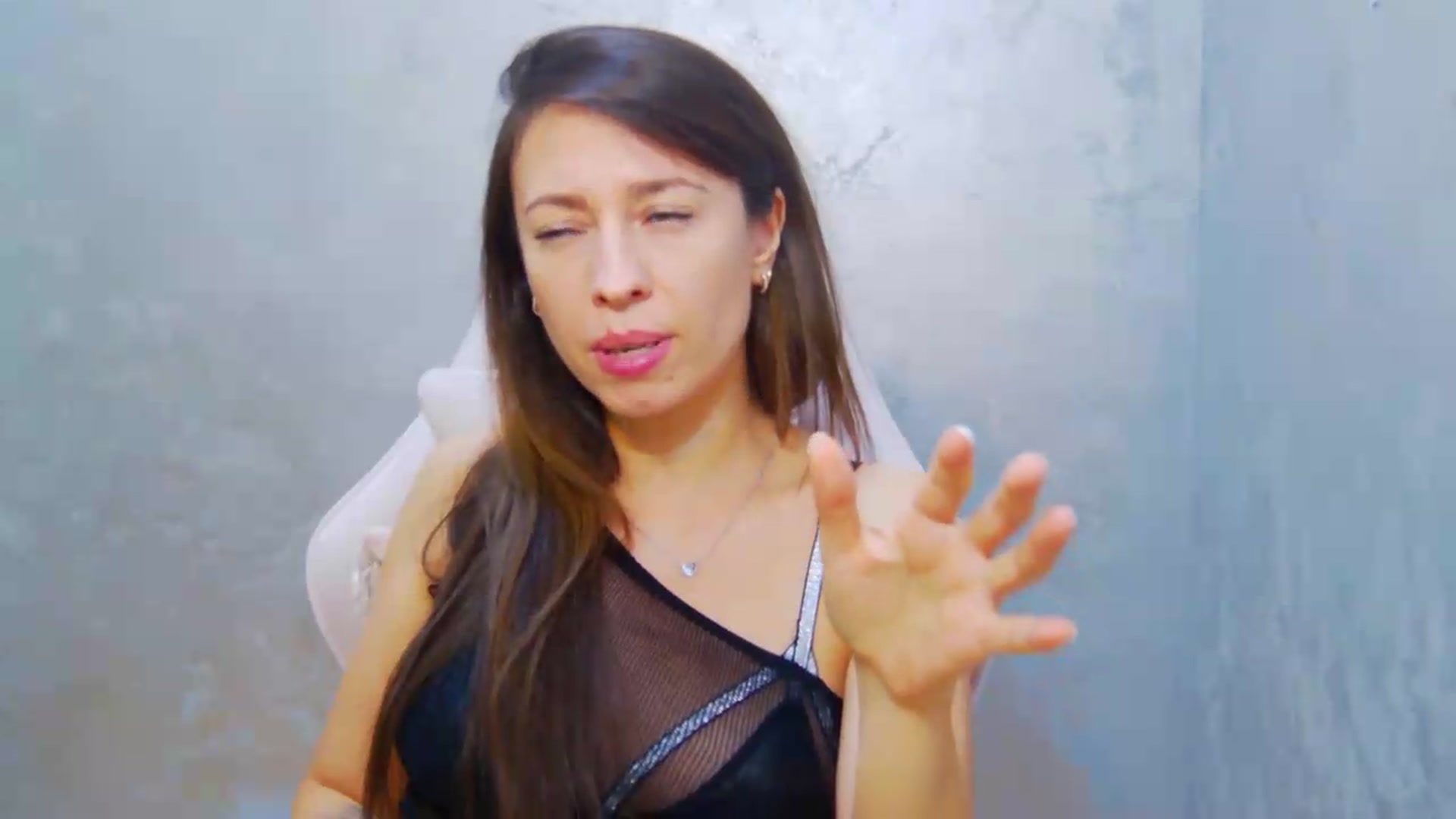 Gallery image thumbnail from PoxyVibe's myfreecams stream on, 08/07/2026, 19:23 image 8 of 20