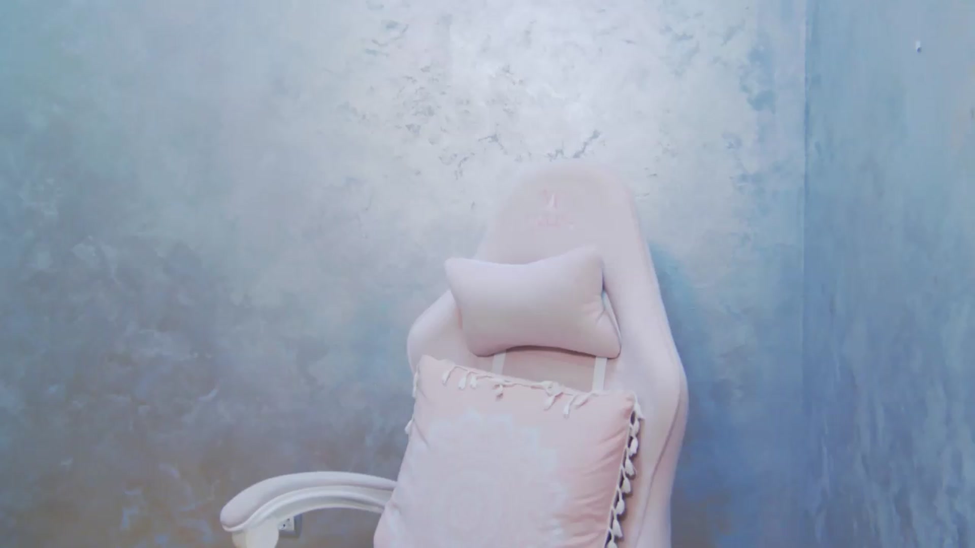 Gallery image thumbnail from PoxyVibe's myfreecams stream on, 08/07/2026, 19:23 image 12 of 20