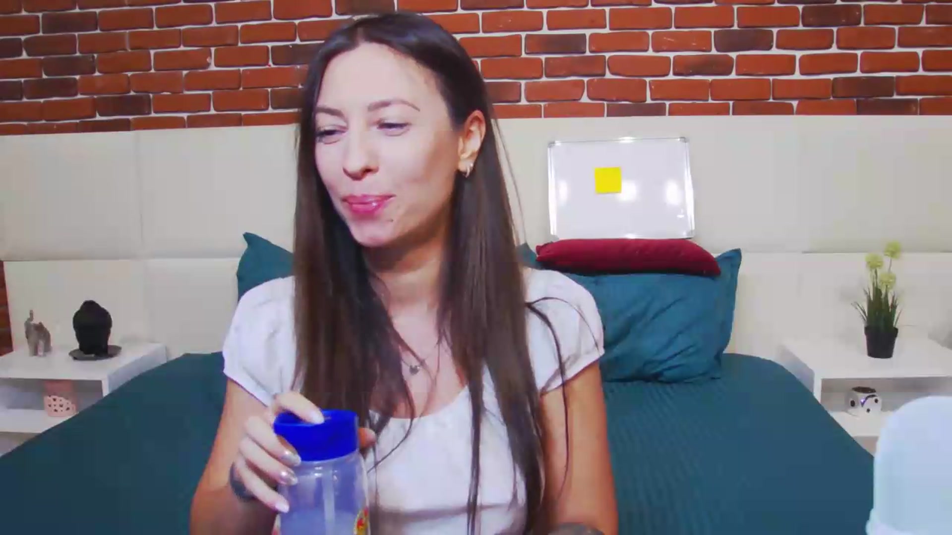 Gallery image thumbnail from PoxyVibe's myfreecams stream on, 08/10/2026, 15:11 image 15 of 20