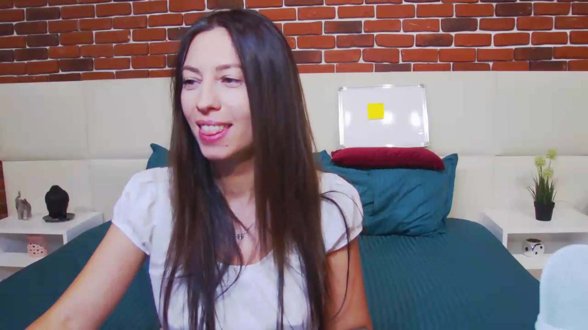 Gallery image thumbnail from PoxyVibe's myfreecams stream on, 08/10/2026, 15:11 image 14 of 20