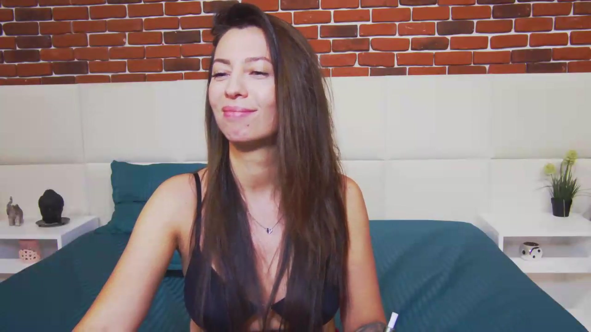 Gallery image thumbnail from PoxyVibe's myfreecams stream on, 08/13/2026, 15:02 image 16 of 20