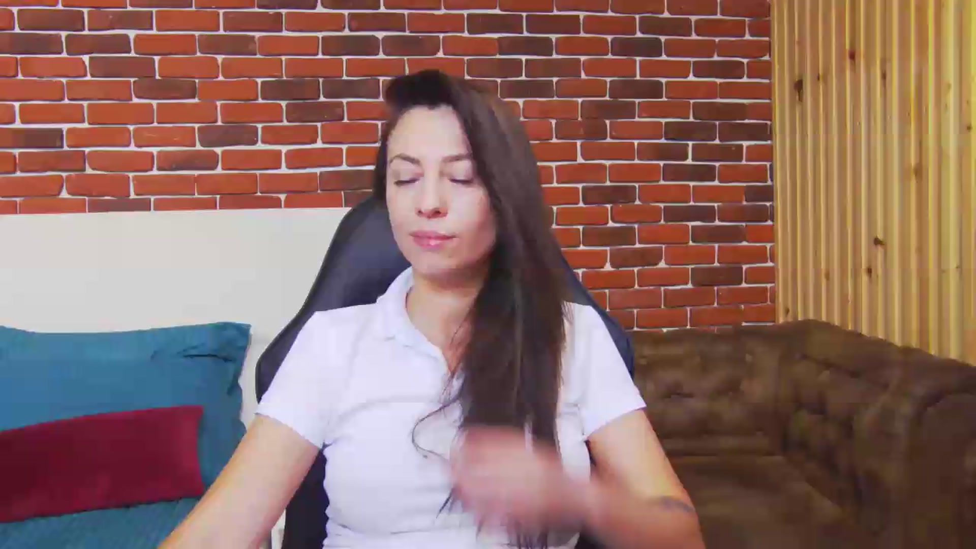 Gallery image thumbnail from PoxyVibe's myfreecams stream on, 08/14/2026, 15:15 image 1 of 20