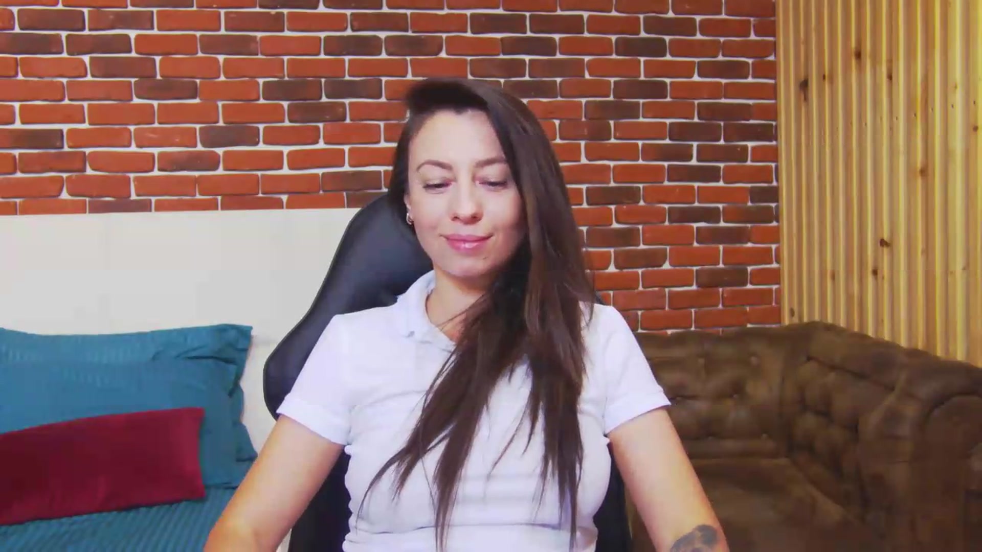 Gallery image thumbnail from PoxyVibe's myfreecams stream on, 08/14/2026, 15:15 image 2 of 20