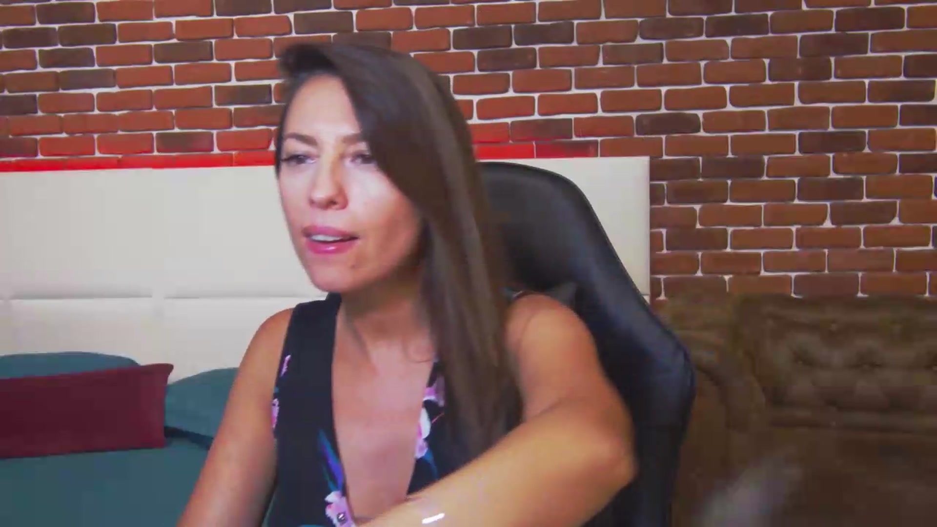 Gallery image thumbnail from PoxyVibe's myfreecams stream on, 08/24/2026, 17:36 image 3 of 20