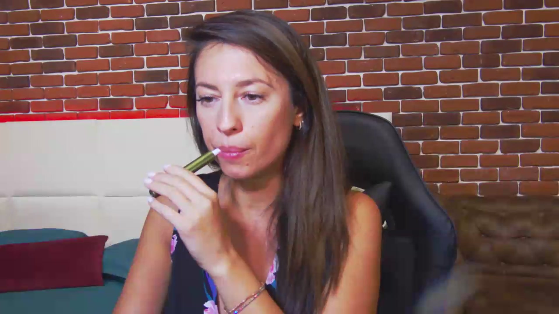 Gallery image thumbnail from PoxyVibe's myfreecams stream on, 08/24/2026, 17:36 image 6 of 20