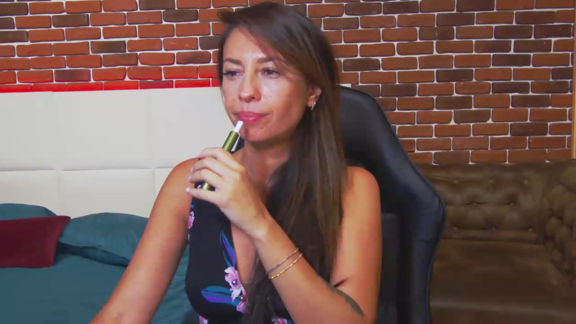 Gallery image thumbnail from PoxyVibe's myfreecams stream on, 08/24/2026, 19:33 image 8 of 20
