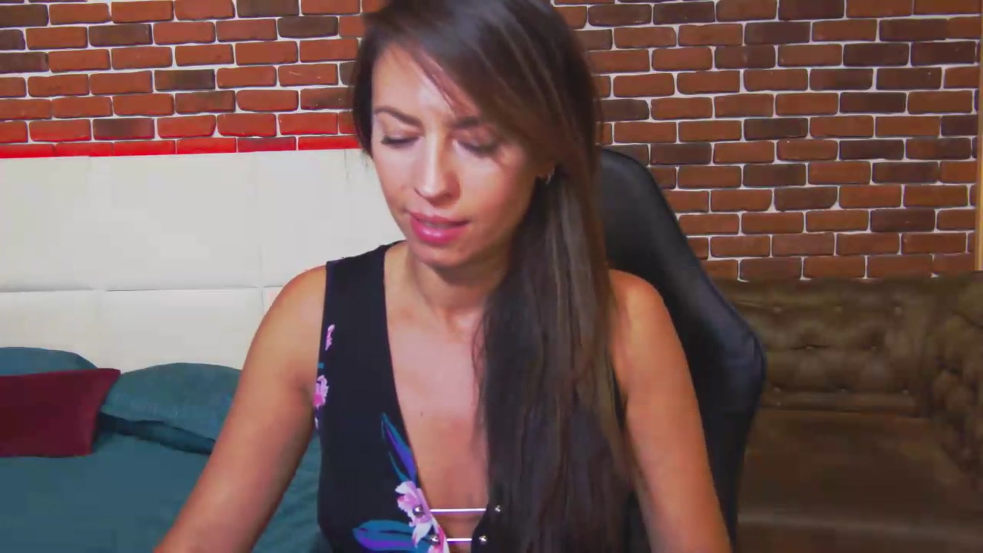 Gallery image thumbnail from PoxyVibe's myfreecams stream on, 08/24/2026, 19:33 image 9 of 20