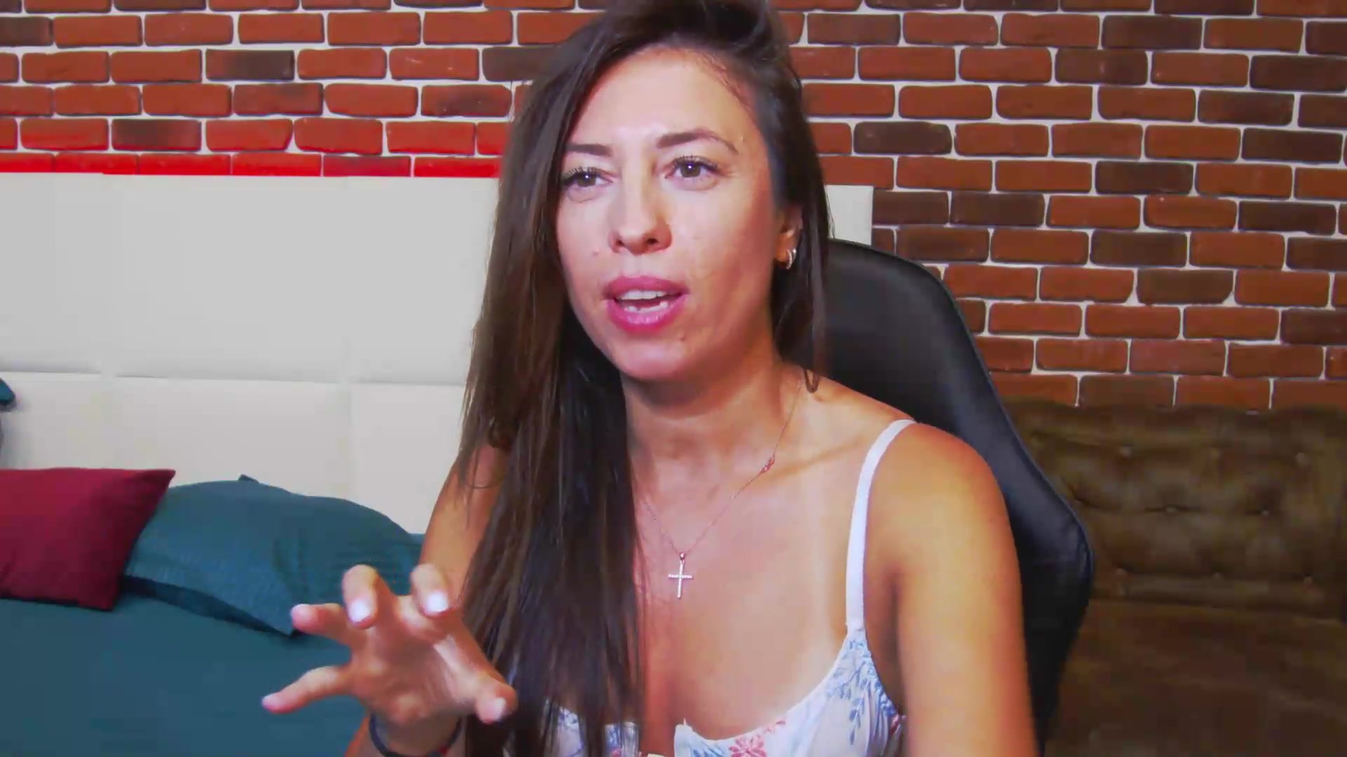 Gallery image thumbnail from PoxyVibe's myfreecams stream on, 08/26/2026, 18:56 image 16 of 20
