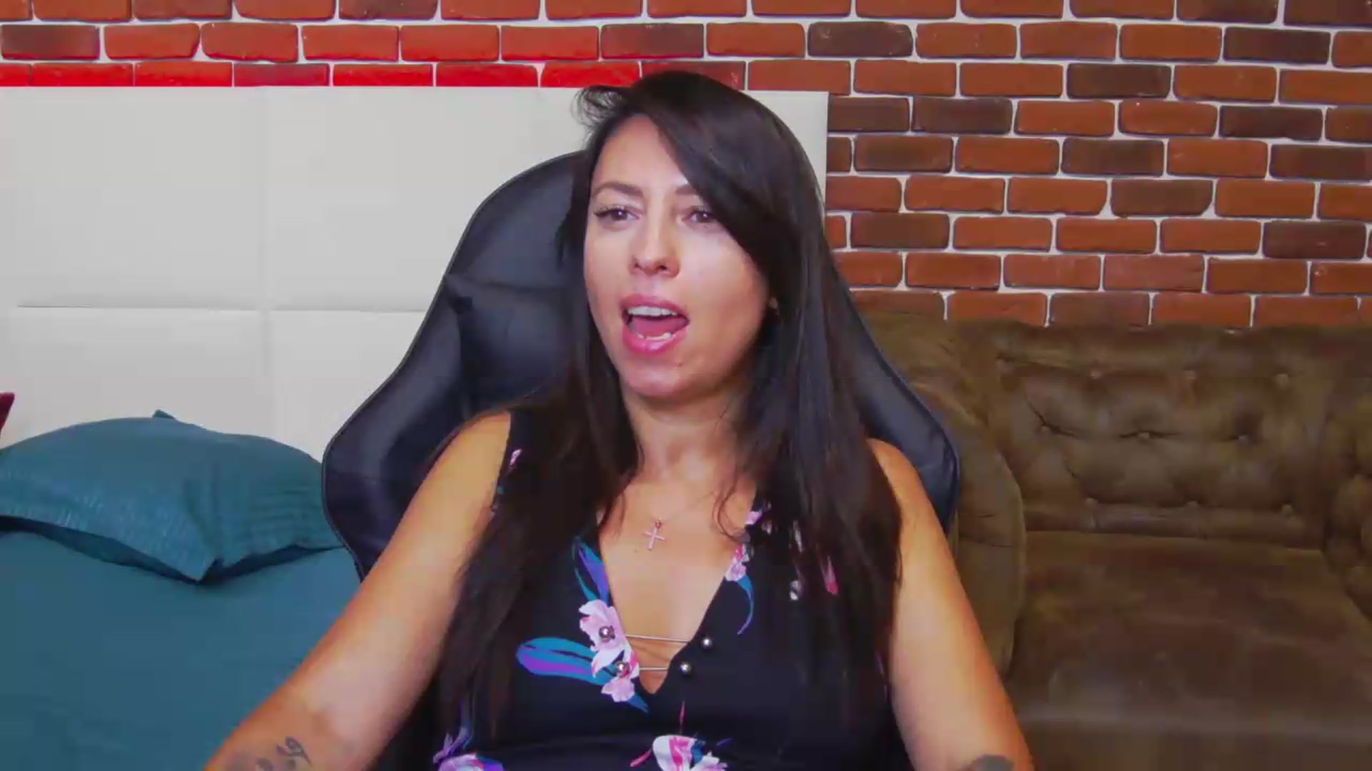 Gallery image thumbnail from PoxyVibe's myfreecams stream on, 08/27/2026, 18:12 image 4 of 20