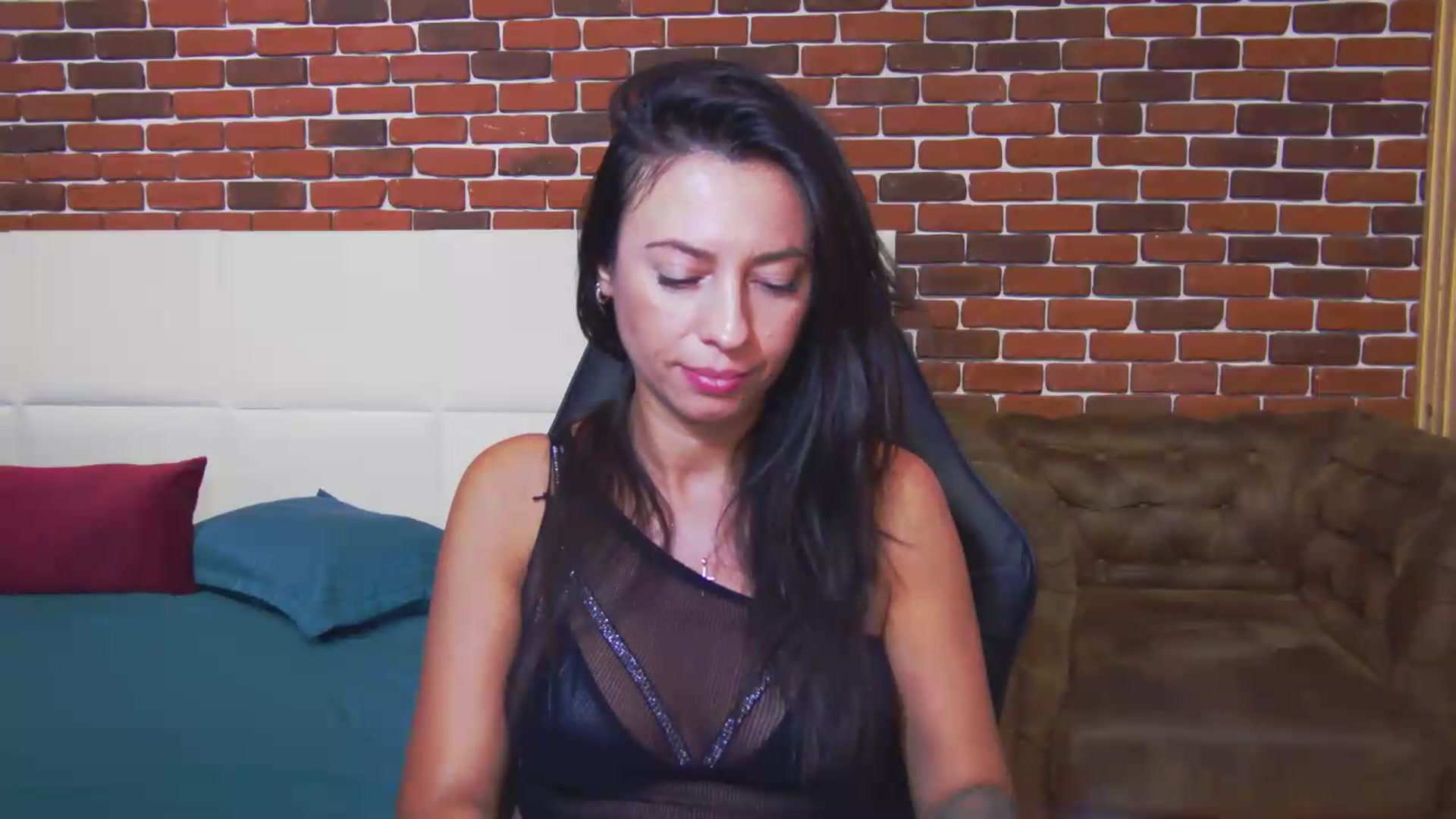 Gallery image thumbnail from PoxyVibe's myfreecams stream on, 08/28/2026, 15:23 image 14 of 20