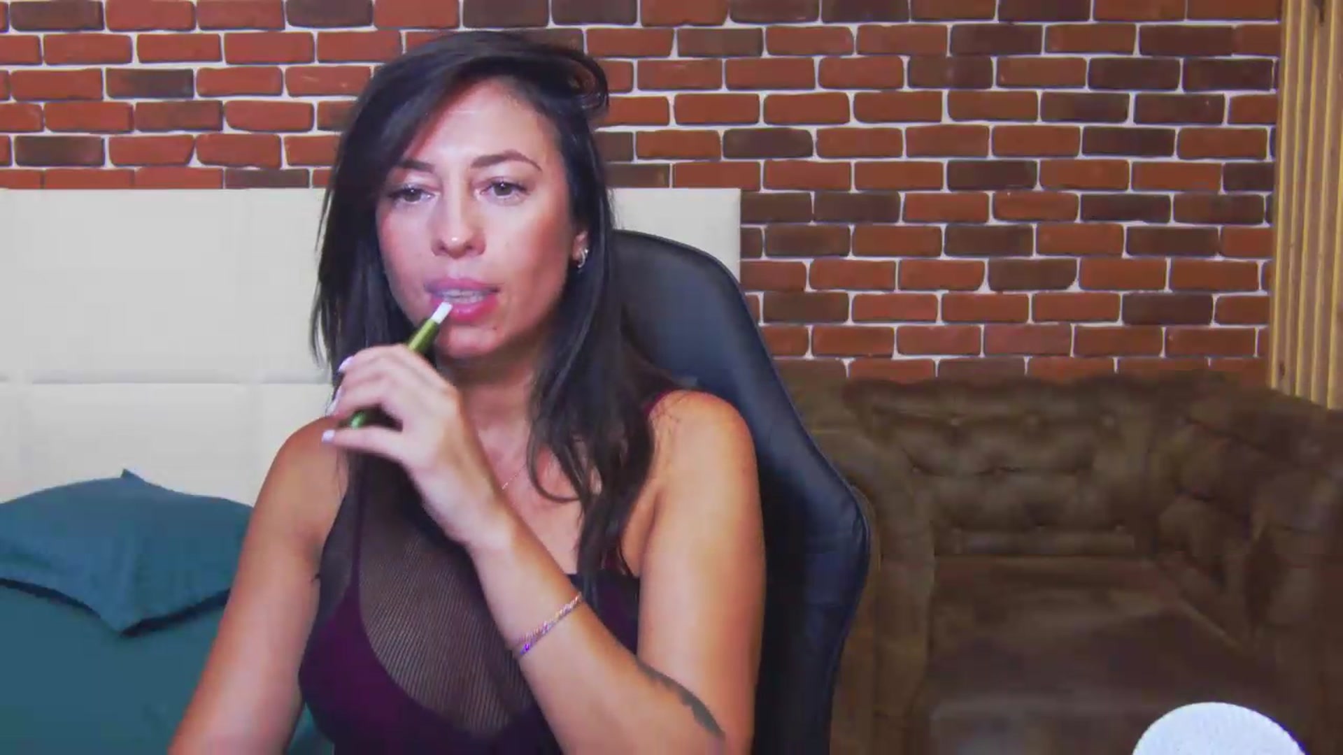 Gallery image thumbnail from PoxyVibe's myfreecams stream on, 08/28/2026, 19:21 image 15 of 20
