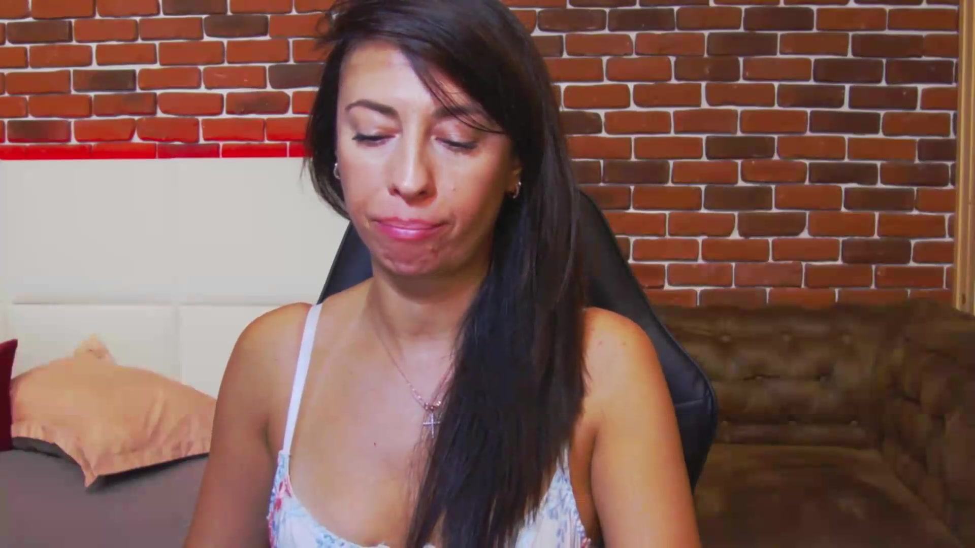 Gallery image thumbnail from PoxyVibe's myfreecams stream on, 08/31/2026, 18:32 image 18 of 20