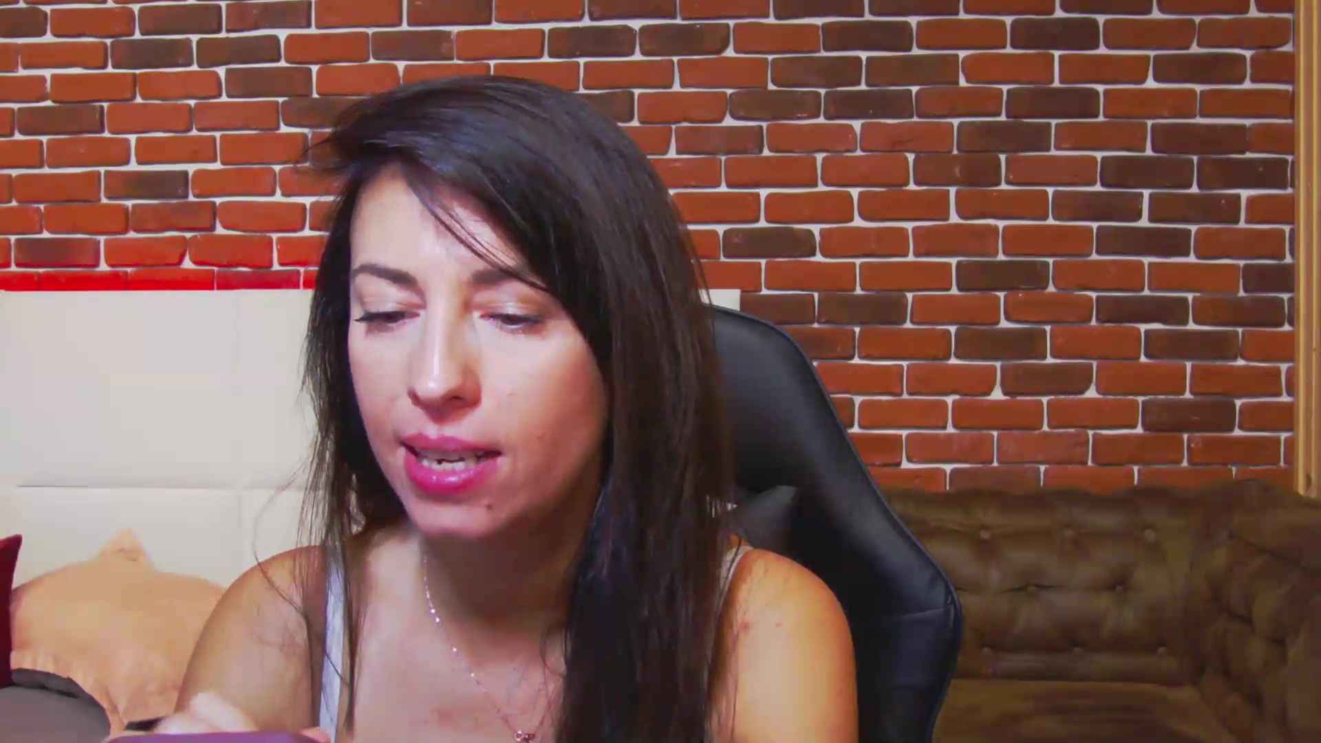 Gallery image thumbnail from PoxyVibe's myfreecams stream on, 08/31/2026, 18:32 image 15 of 20