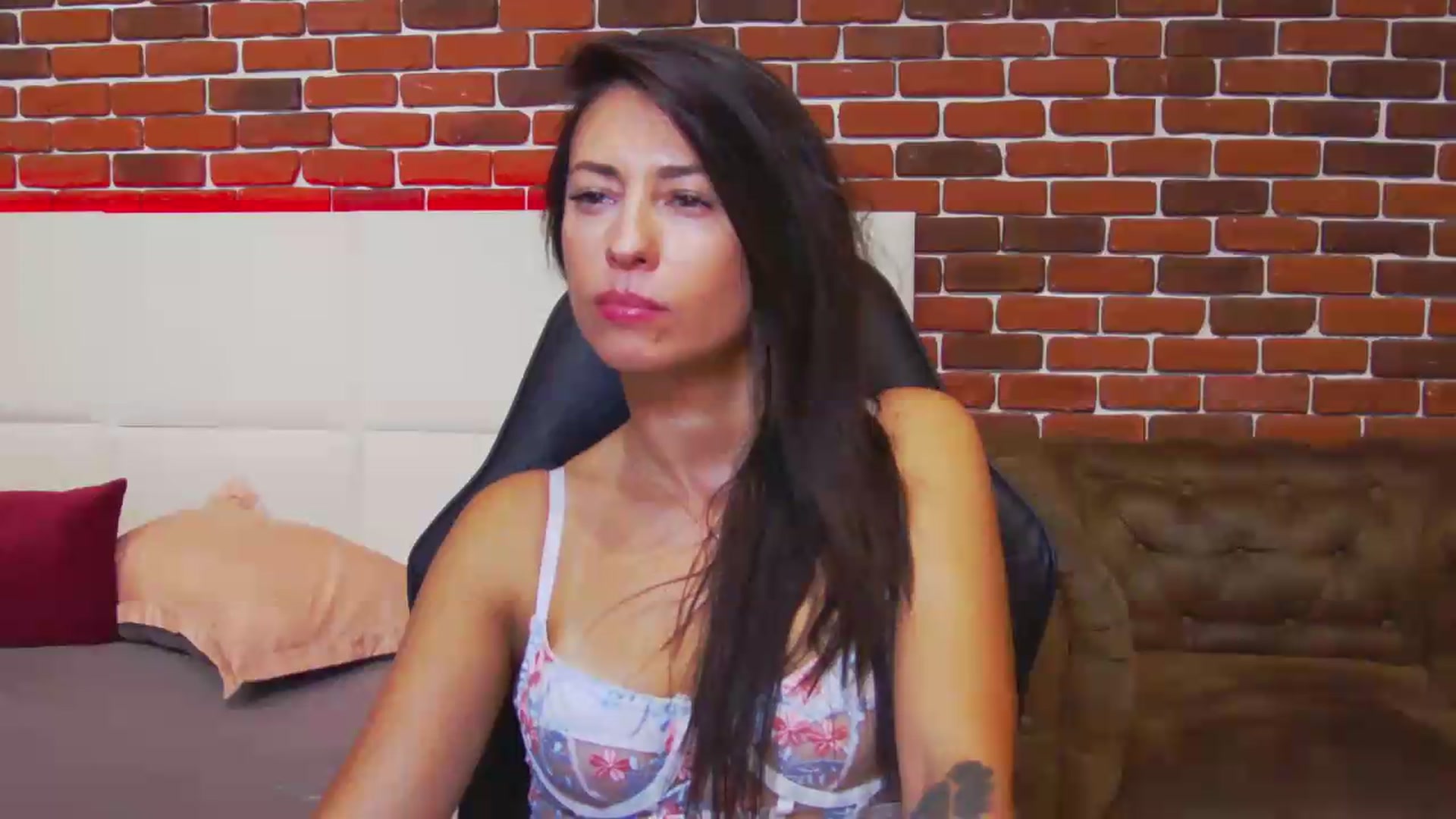 Gallery image thumbnail from PoxyVibe's myfreecams stream on, 08/31/2026, 18:32 image 13 of 20