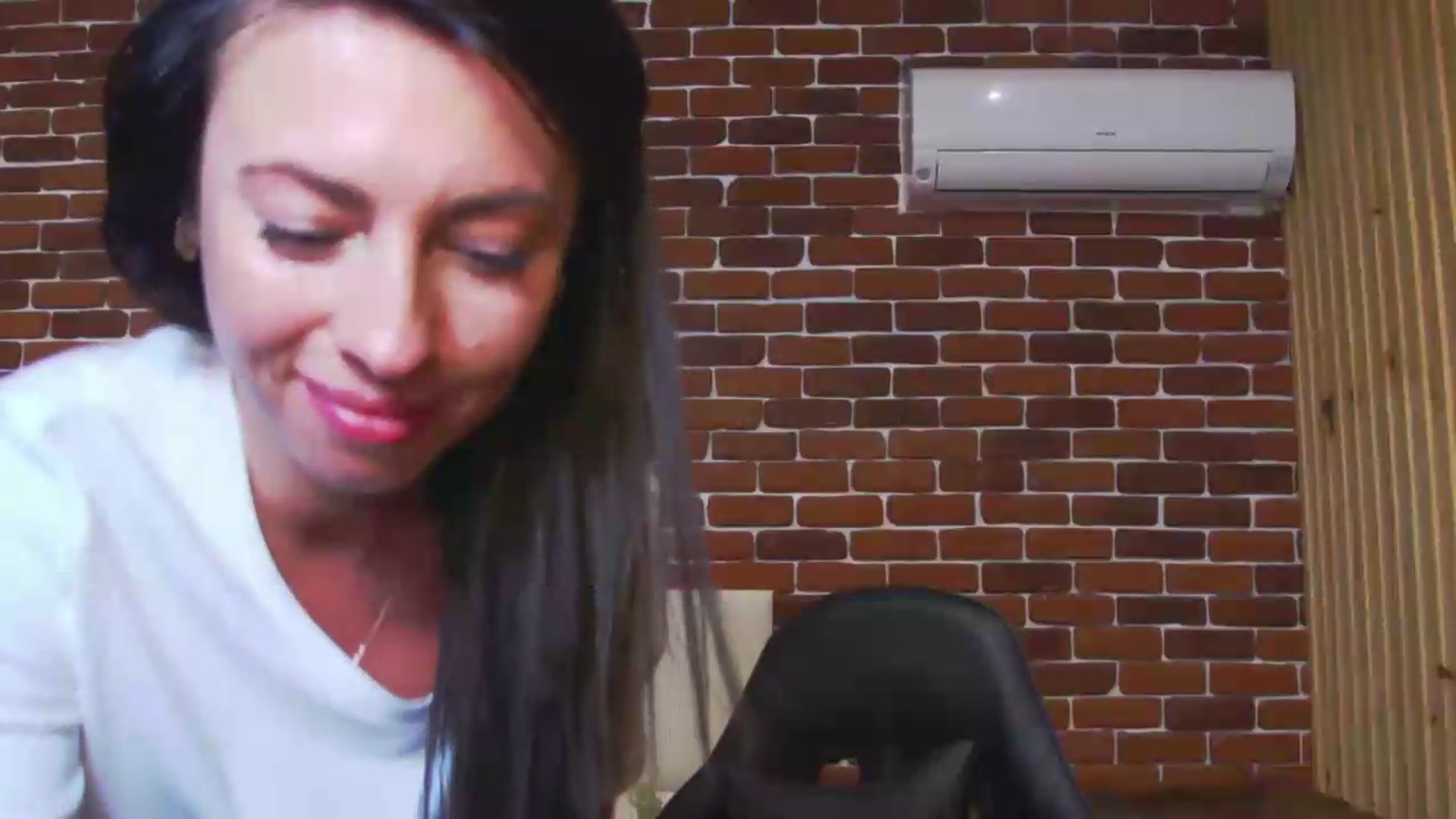 Gallery image thumbnail from PoxyVibe's myfreecams stream on, 09/01/2026, 19:17 image 17 of 20