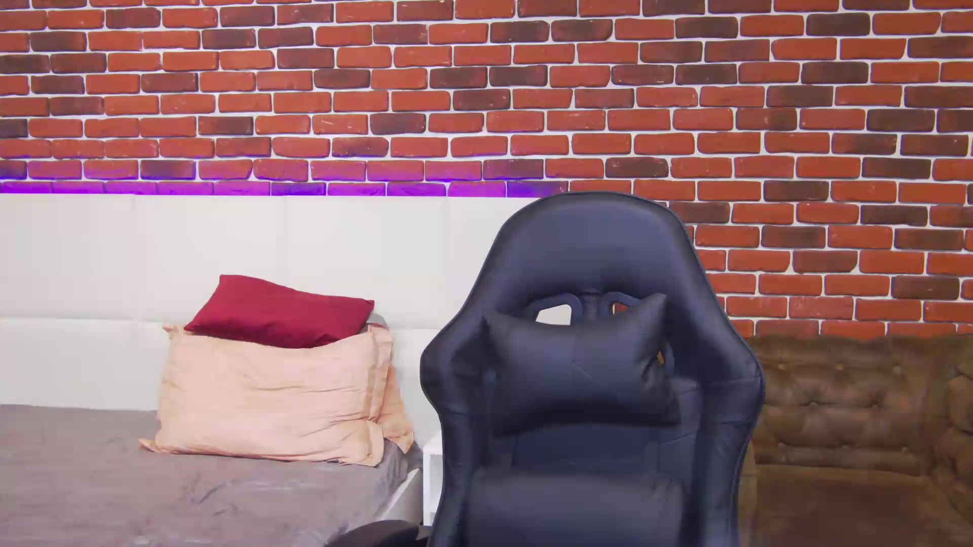 Gallery image thumbnail from PoxyVibe's myfreecams stream on, 09/02/2026, 18:51 image 12 of 20