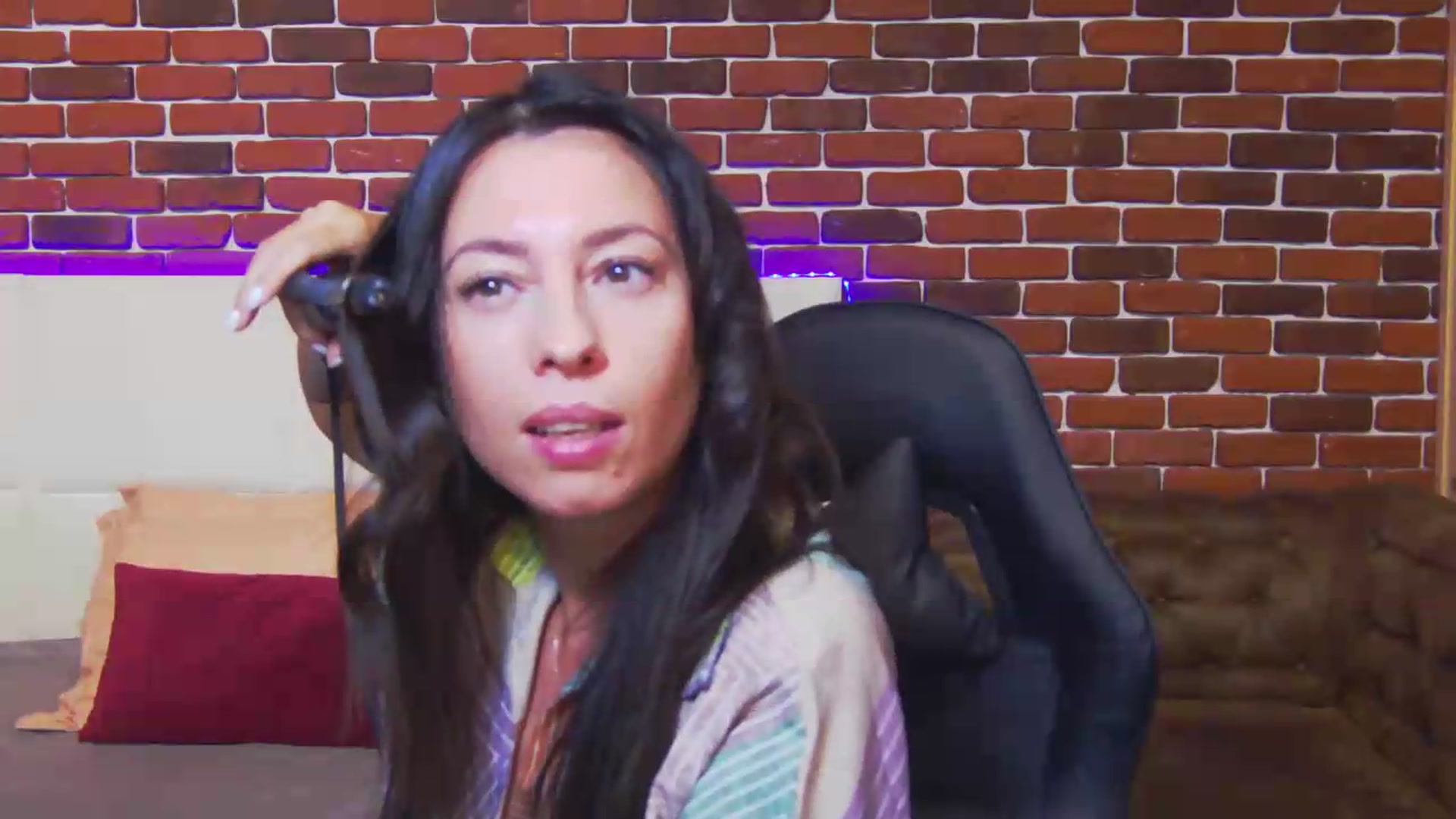 Gallery image thumbnail from PoxyVibe's myfreecams stream on, 09/03/2026, 15:07 image 14 of 20