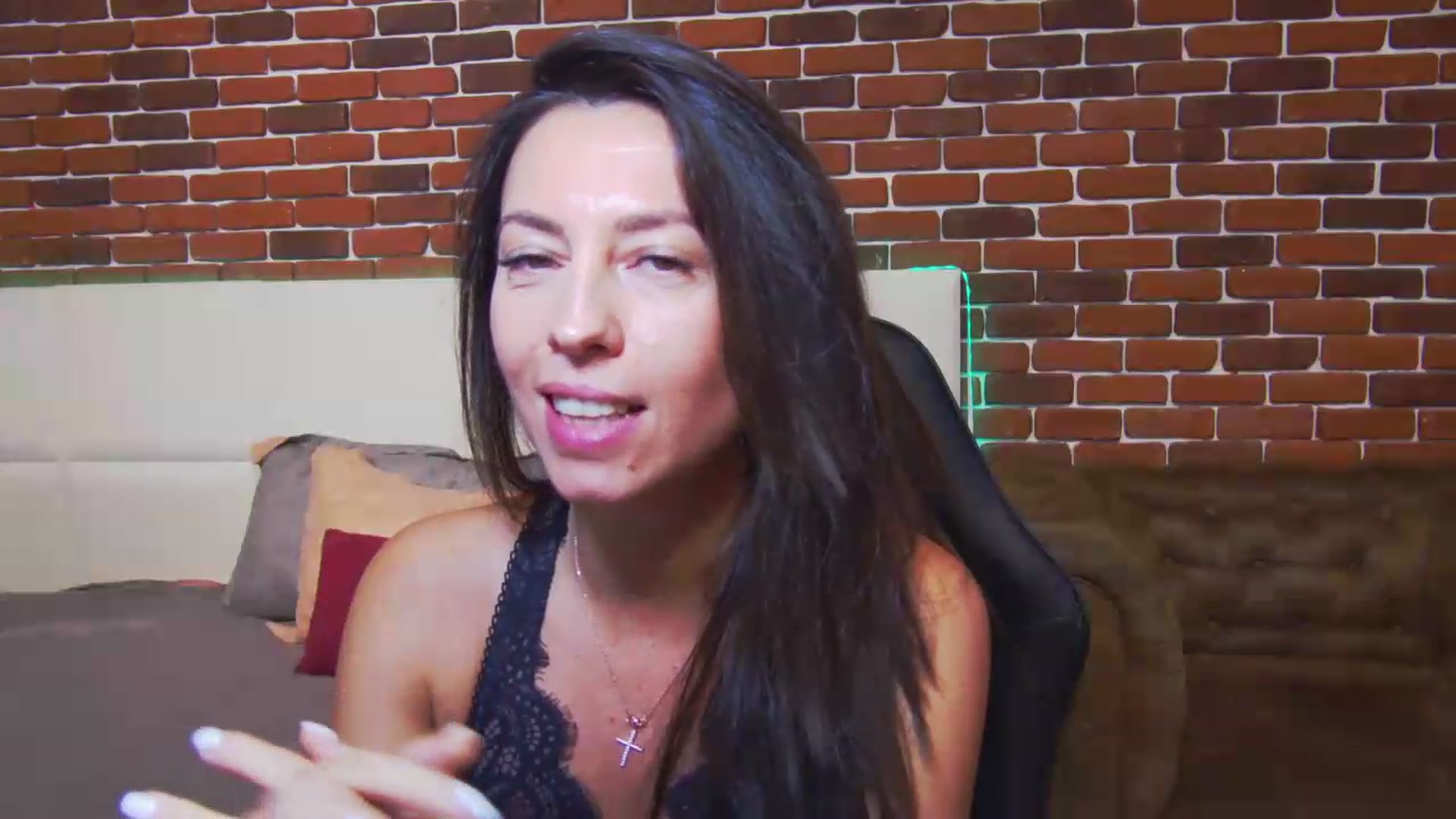Gallery image thumbnail from PoxyVibe's myfreecams stream on, 09/04/2026, 15:32 image 19 of 20