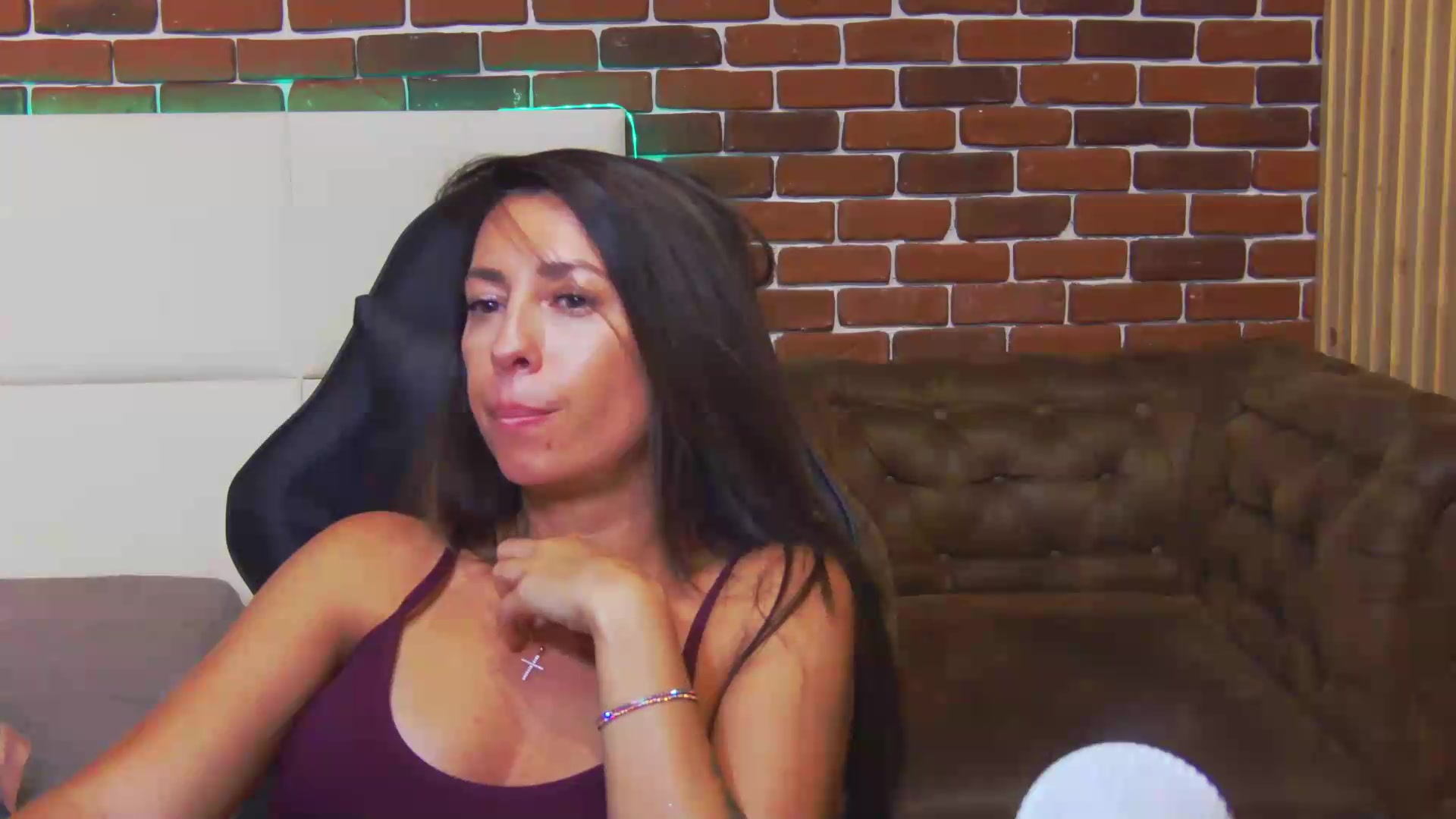 Gallery image thumbnail from PoxyVibe's myfreecams stream on, 09/07/2026, 18:50 image 18 of 20