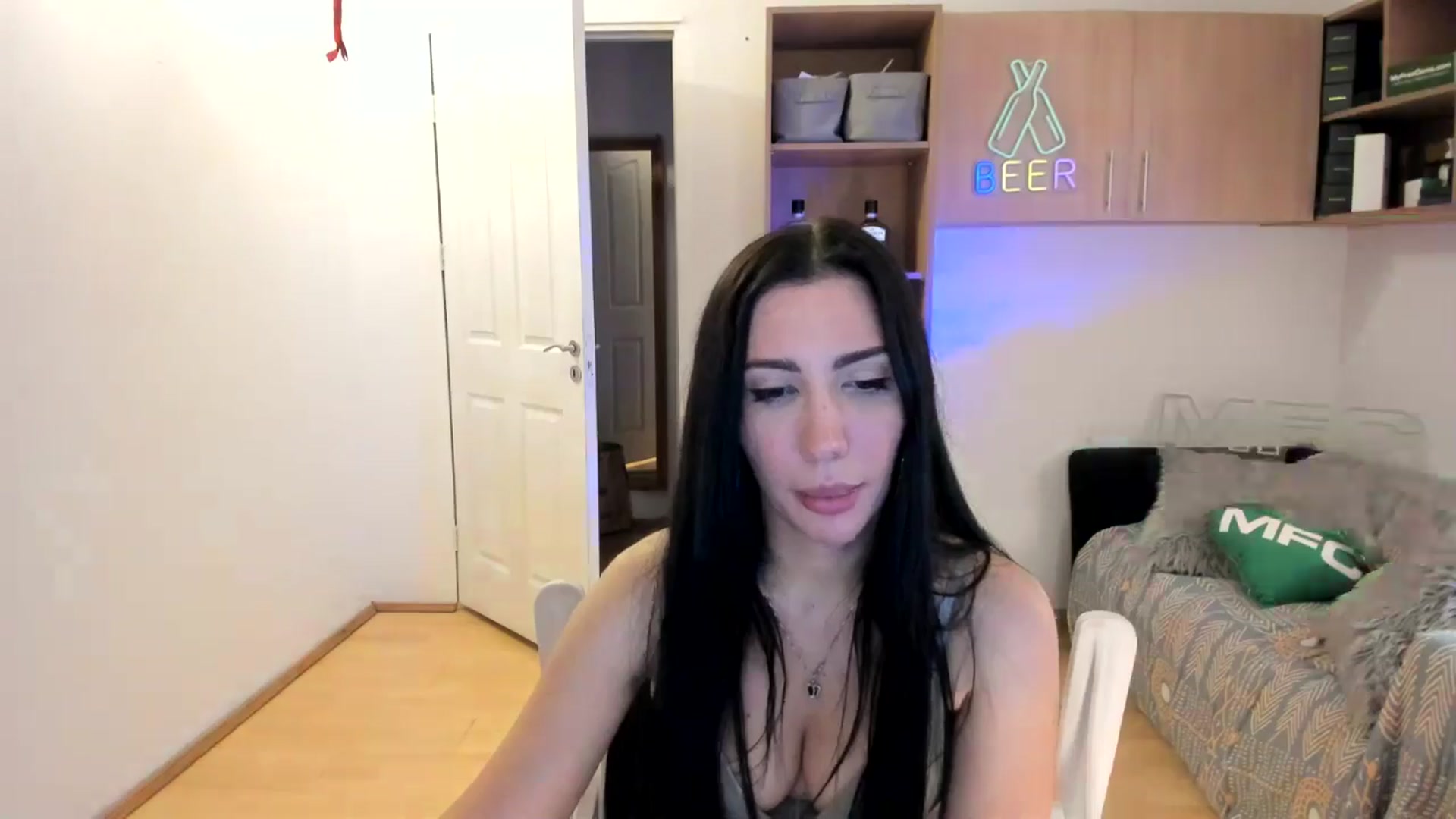 Gallery image thumbnail from Pr1nc3ss_'s myfreecams stream on, 12/06/2025, 11:03 image 14 of 20