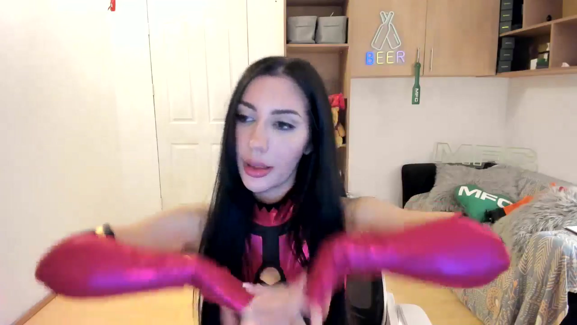 Gallery image thumbnail from Pr1nc3ss_'s myfreecams stream on, 12/09/2025, 08:31 image 20 of 20