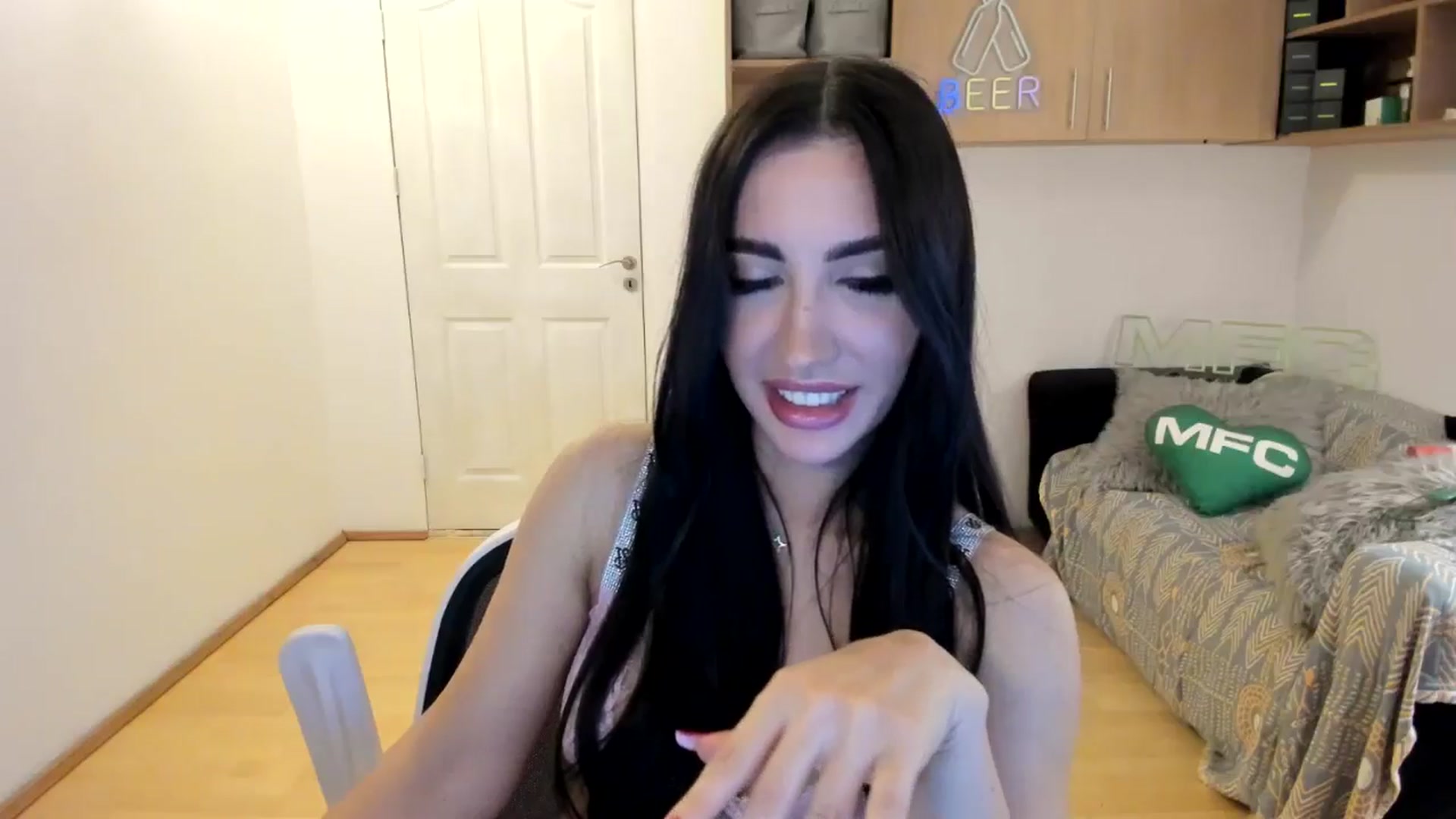 Gallery image thumbnail from Pr1nc3ss_'s myfreecams stream on, 12/14/2025, 09:32 image 3 of 20