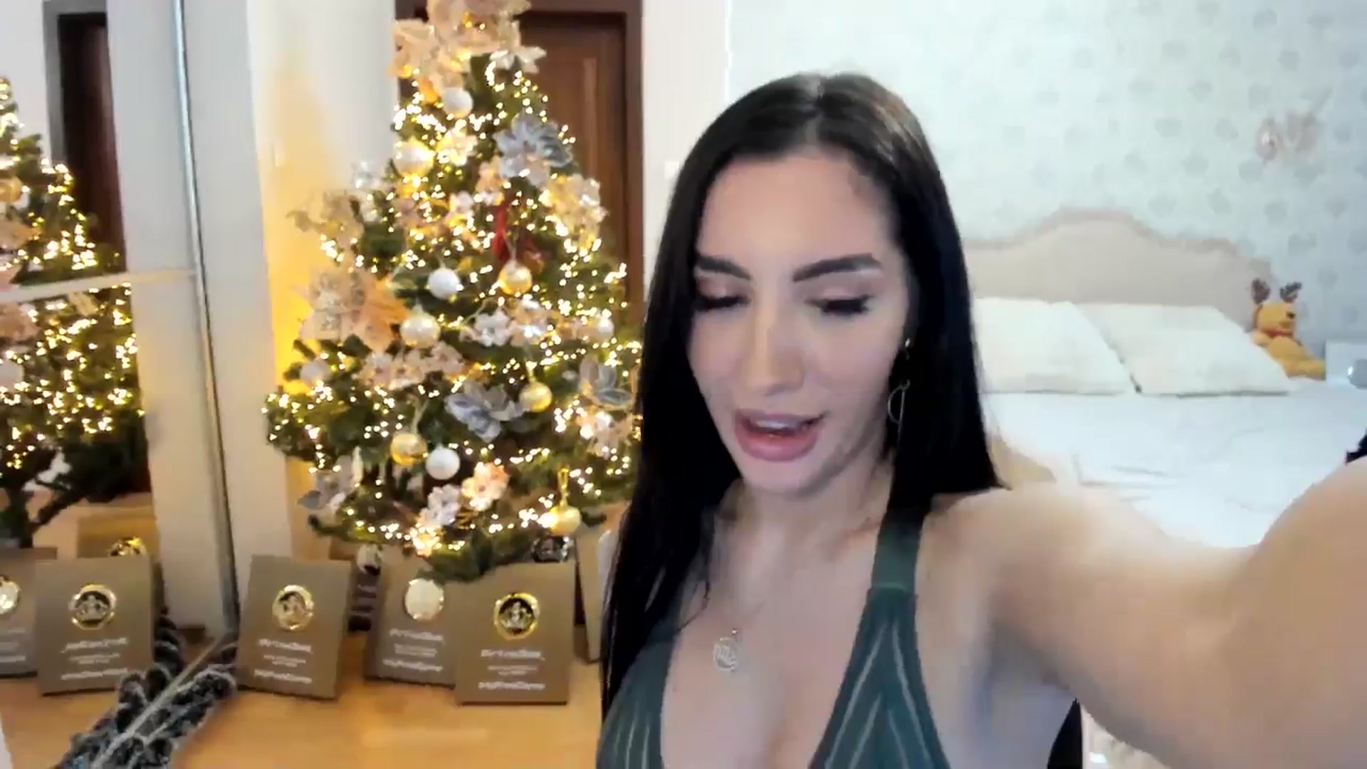 Gallery image thumbnail from Pr1nc3ss_'s myfreecams stream on, 12/24/2025, 10:41 image 5 of 20