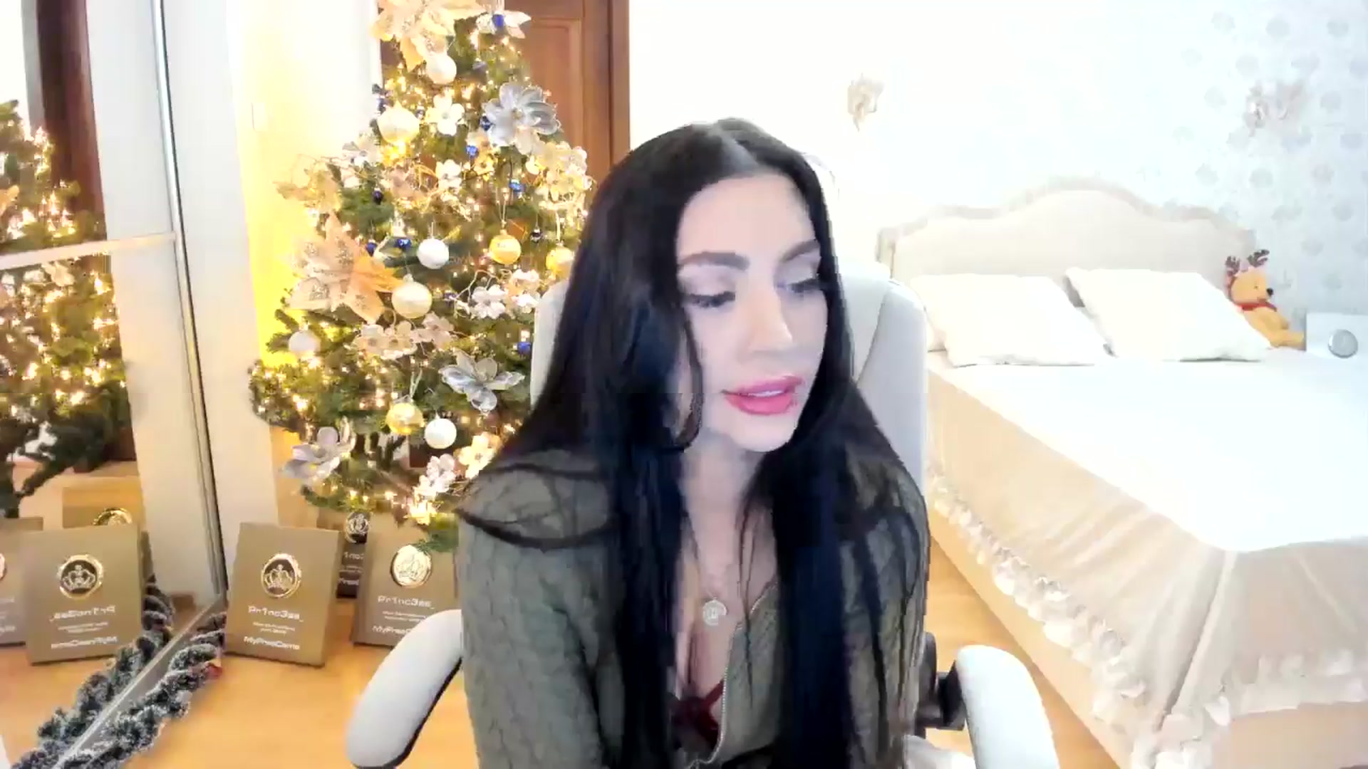 Gallery image thumbnail from Pr1nc3ss_'s myfreecams stream on, 12/27/2025, 08:45 image 3 of 20