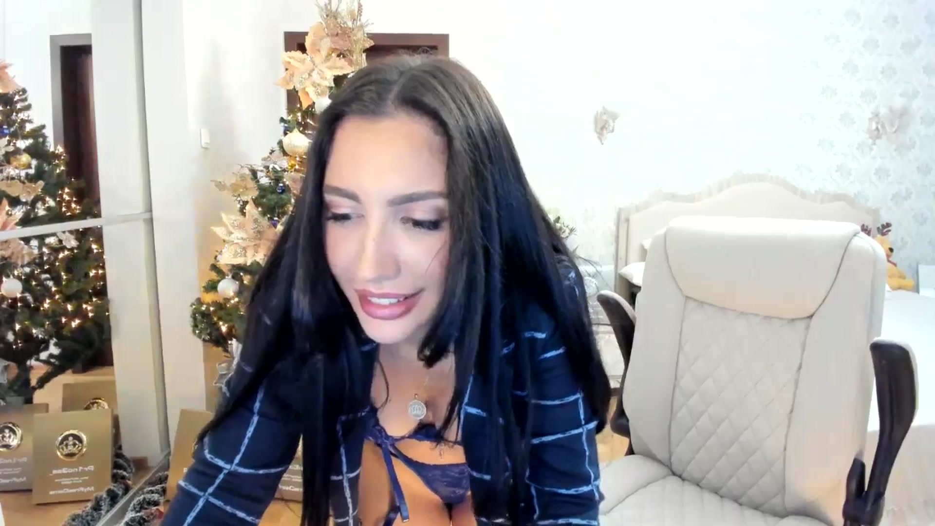Gallery image thumbnail from Pr1nc3ss_'s myfreecams stream on, 12/28/2025, 06:24 image 13 of 20