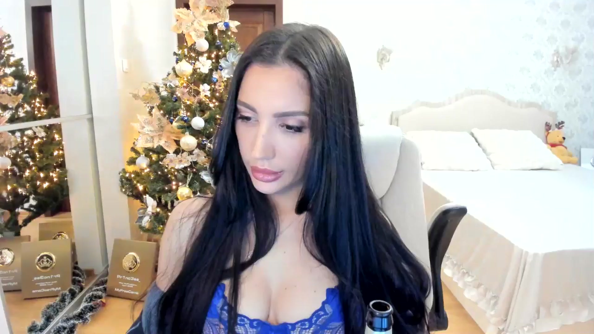 Gallery image thumbnail from Pr1nc3ss_'s myfreecams stream on, 12/28/2025, 06:24 image 20 of 20