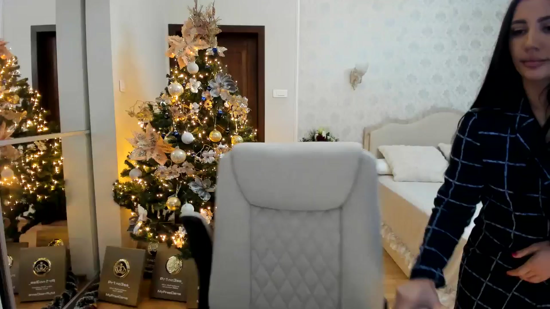 Gallery image thumbnail from Pr1nc3ss_'s myfreecams stream on, 12/28/2025, 09:45 image 9 of 20