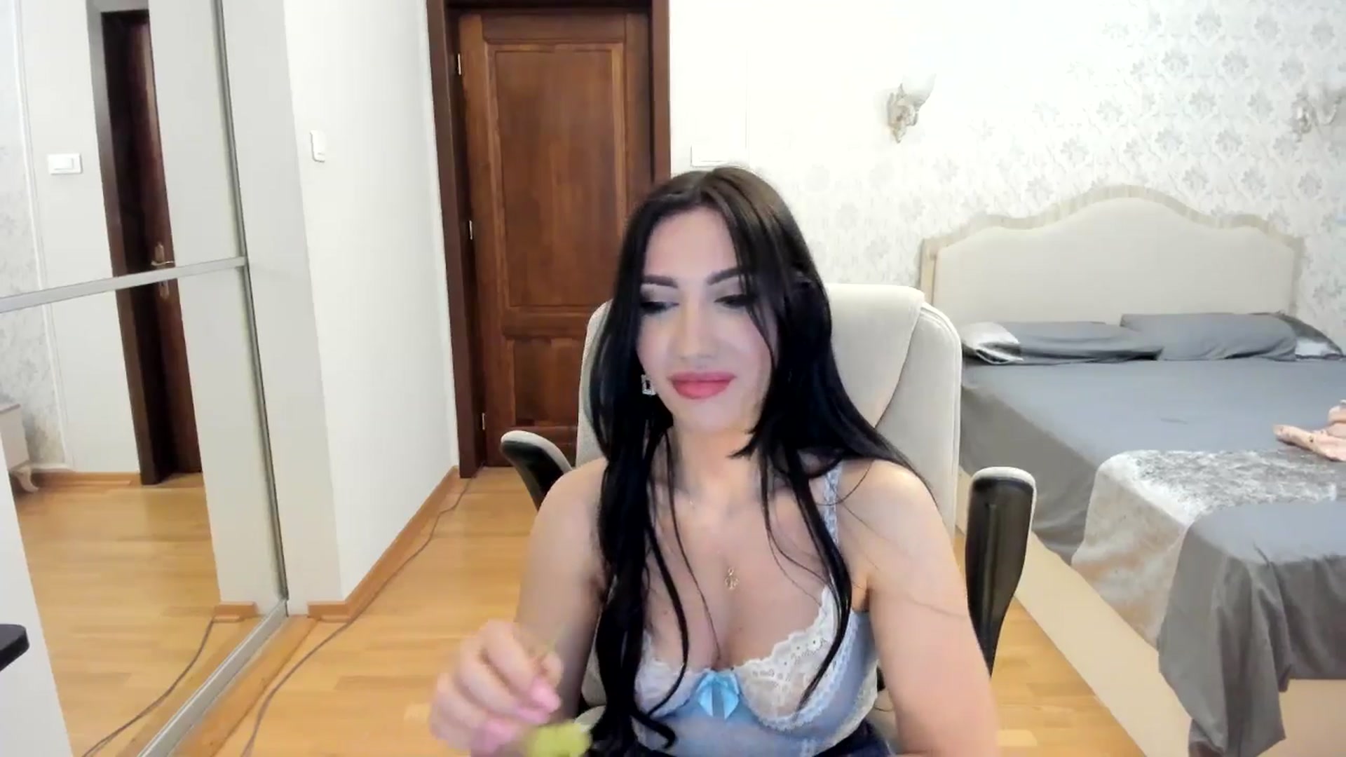 Gallery image thumbnail from Pr1nc3ss_'s myfreecams stream on, 01/22/2026, 08:05 image 9 of 20