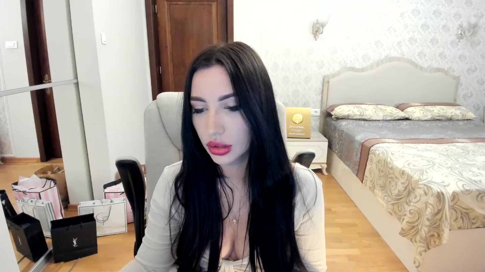 Gallery image thumbnail from Pr1nc3ss_'s myfreecams stream on, 01/25/2026, 08:51 image 2 of 20