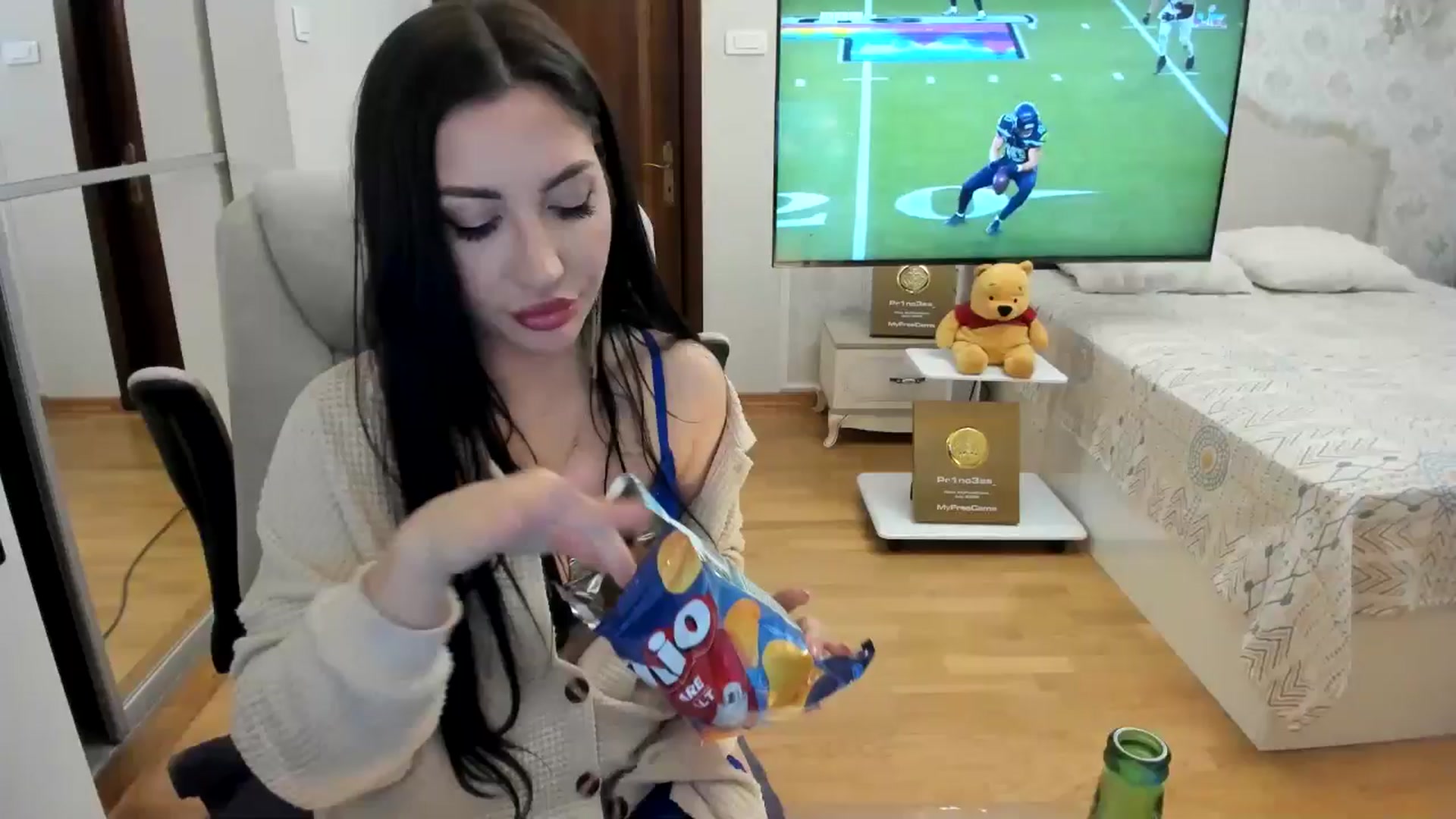 Gallery image thumbnail from Pr1nc3ss_'s myfreecams stream on, 02/09/2026, 05:04 image 1 of 20