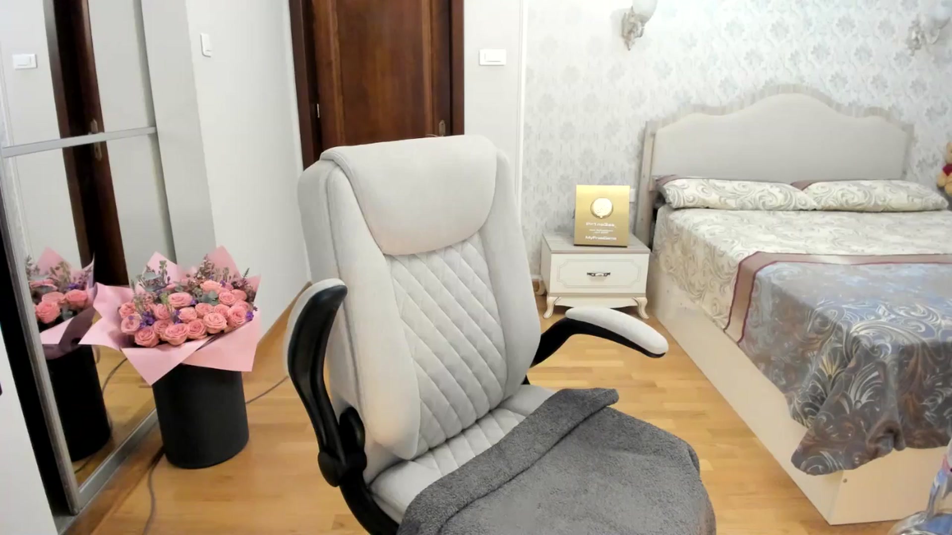 Gallery image thumbnail from Pr1nc3ss_'s myfreecams stream on, 03/02/2026, 06:05 image 11 of 20
