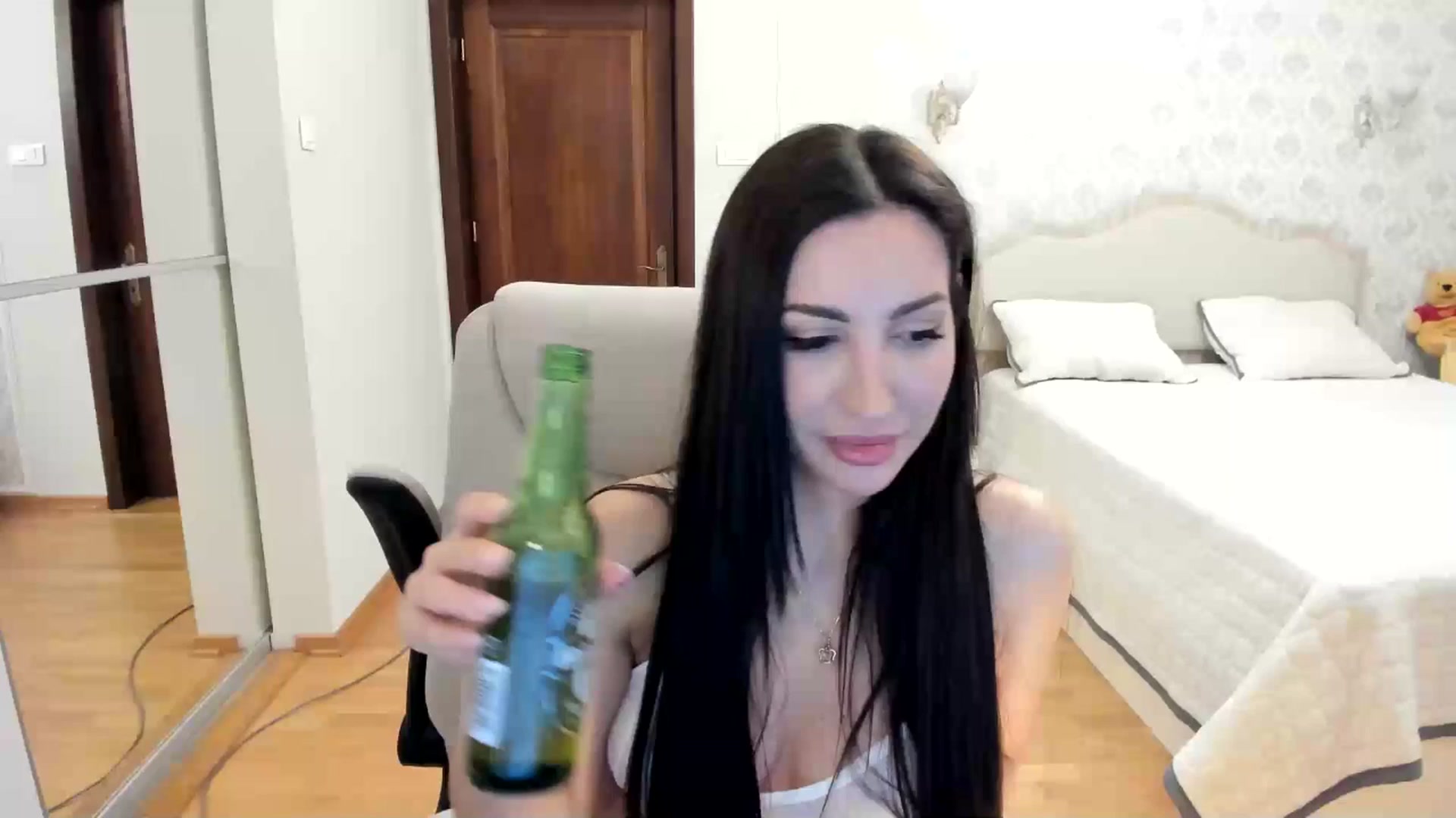 Gallery image thumbnail from Pr1nc3ss_'s myfreecams stream on, 03/18/2026, 07:40 image 11 of 20