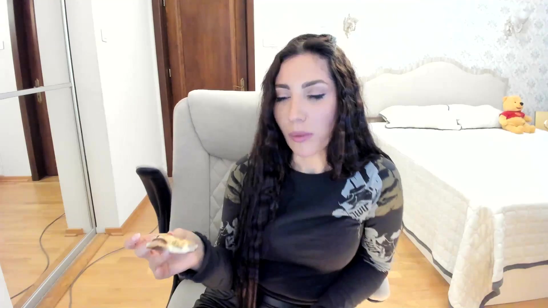 Gallery image thumbnail from Pr1nc3ss_'s myfreecams stream on, 04/01/2026, 06:49 image 11 of 20