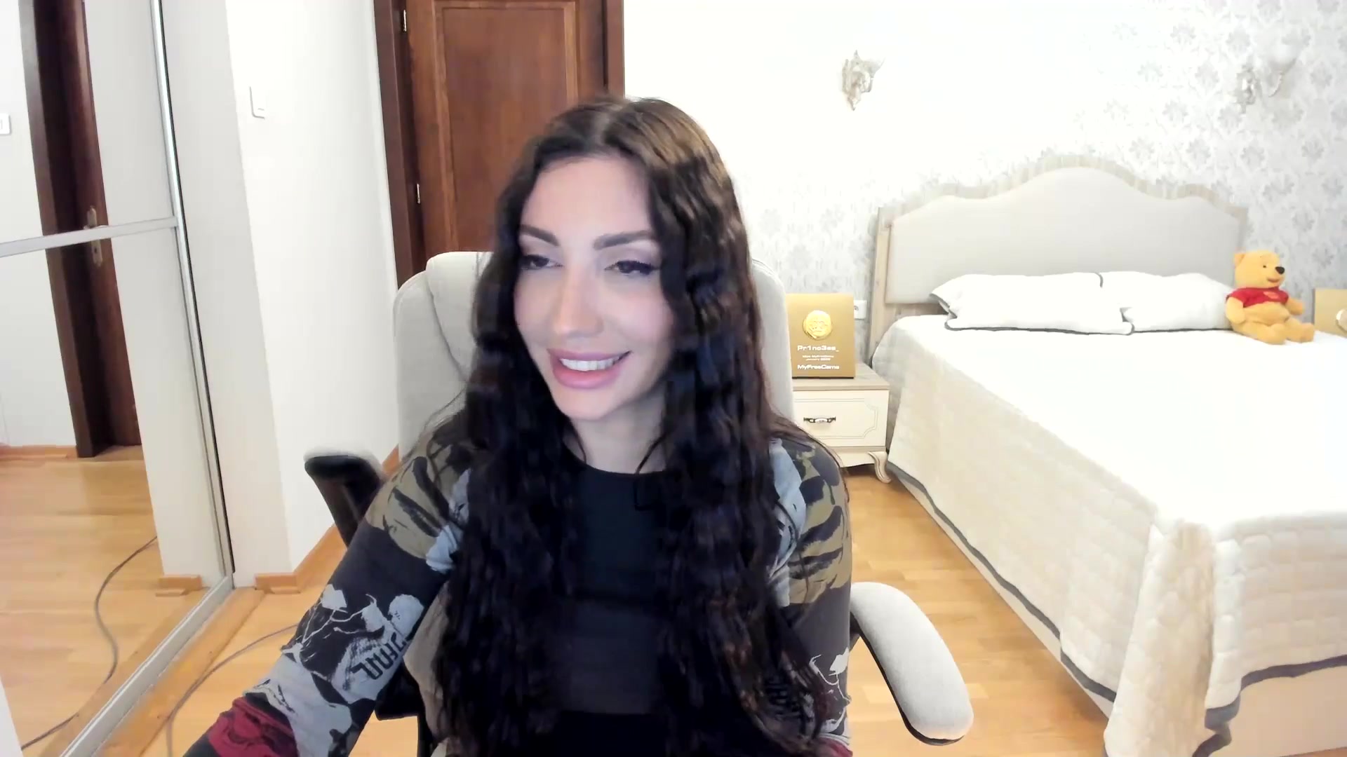 Gallery image thumbnail from Pr1nc3ss_'s myfreecams stream on, 04/01/2026, 06:49 image 9 of 20